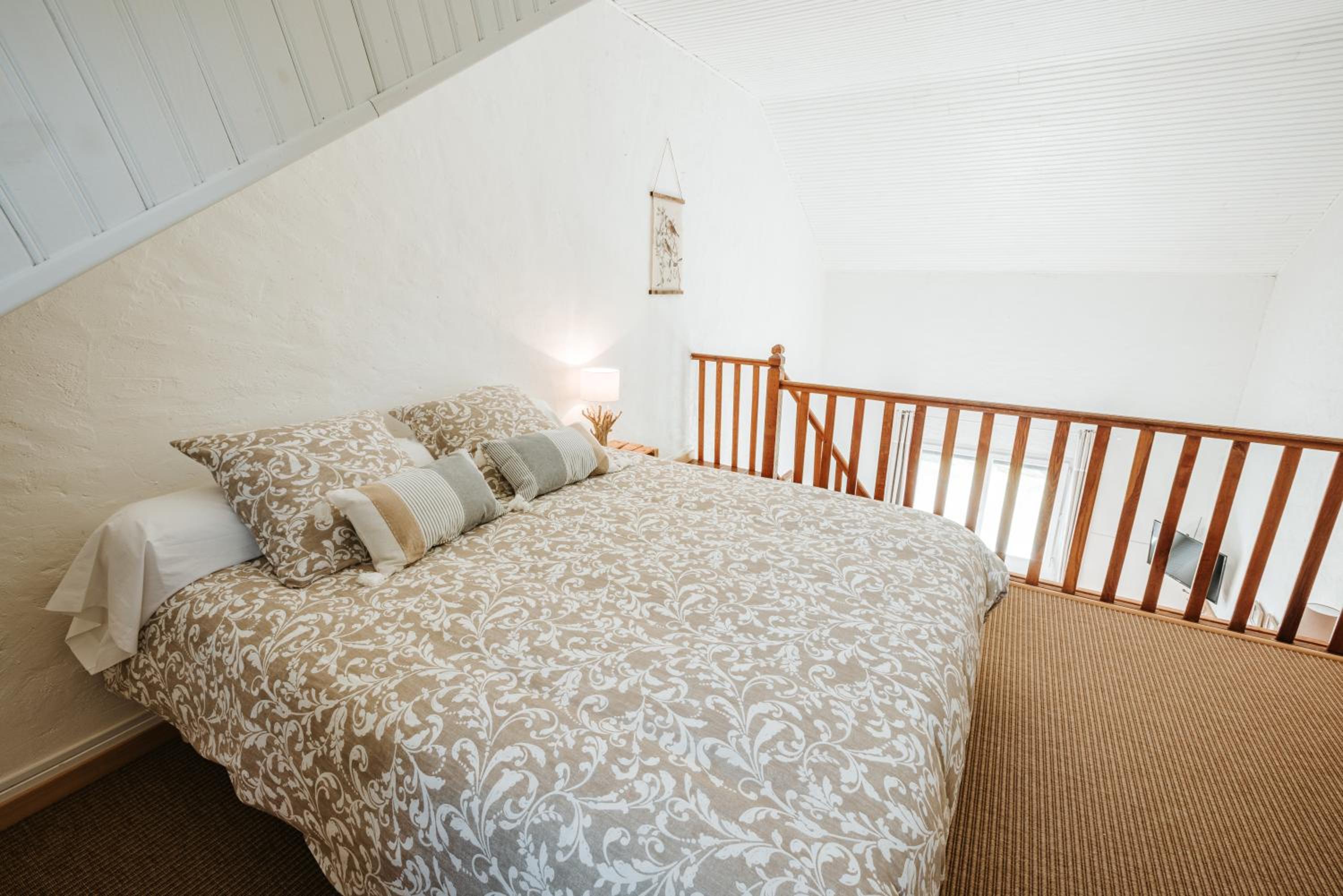 Family Room with Garden View - Photo 1