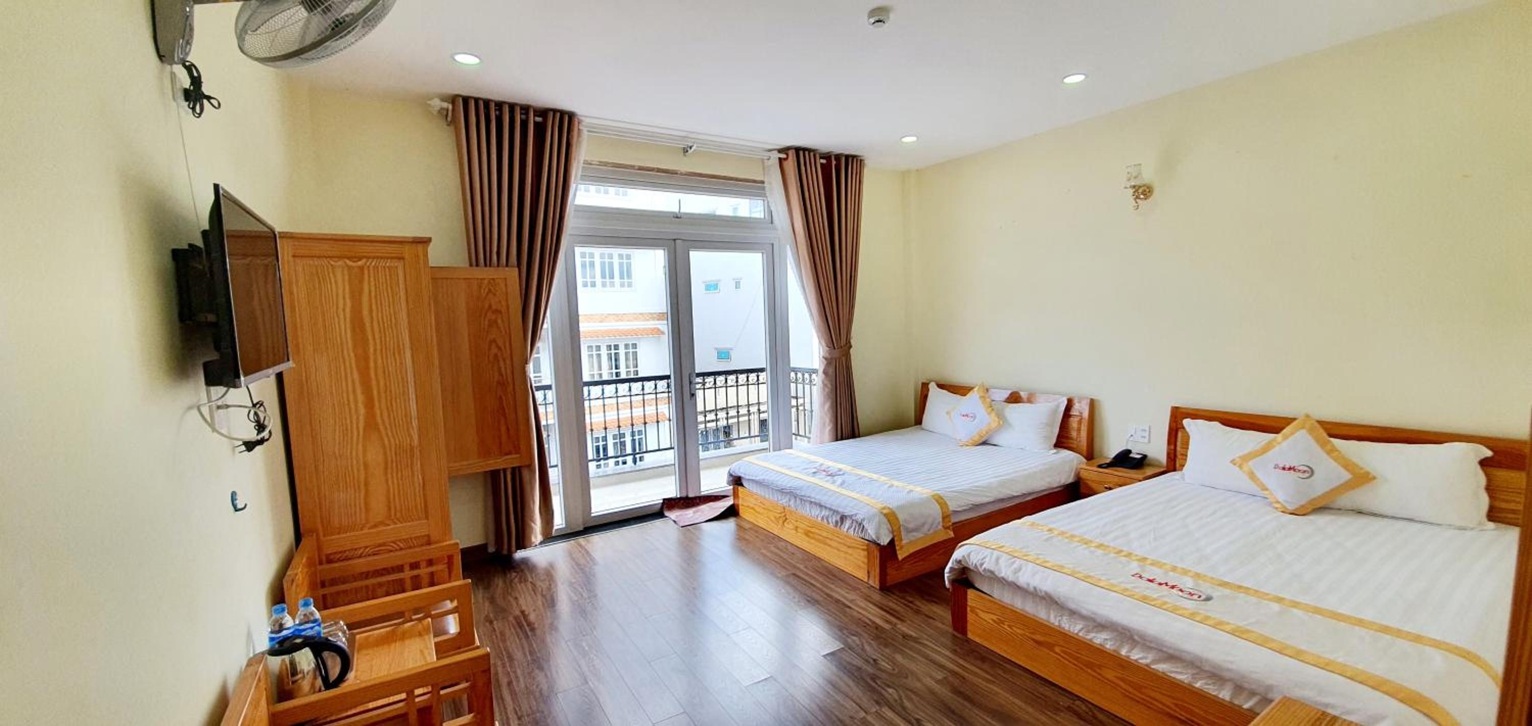 Quadruple Room with Balcony