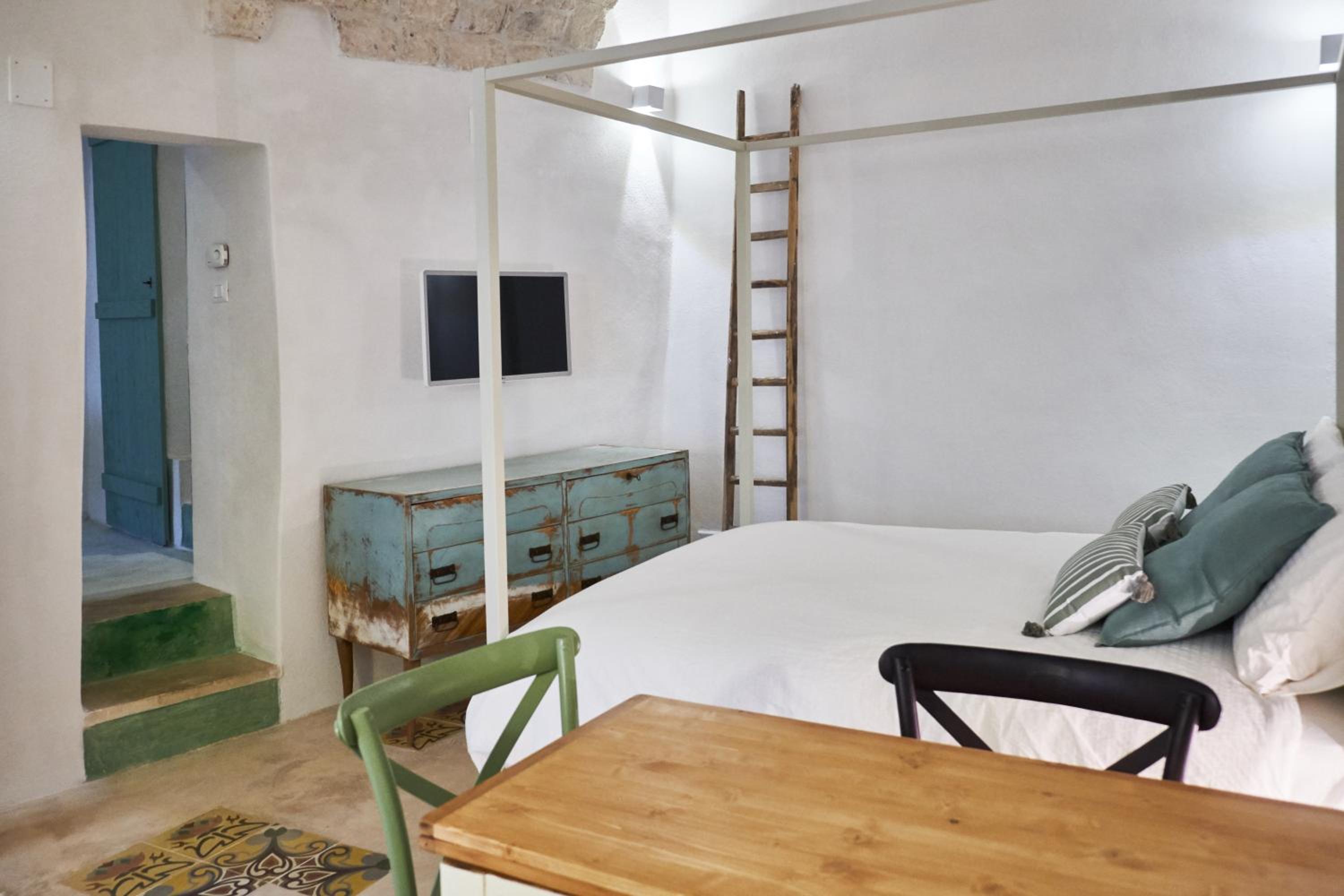 One-Bedroom House photo 1