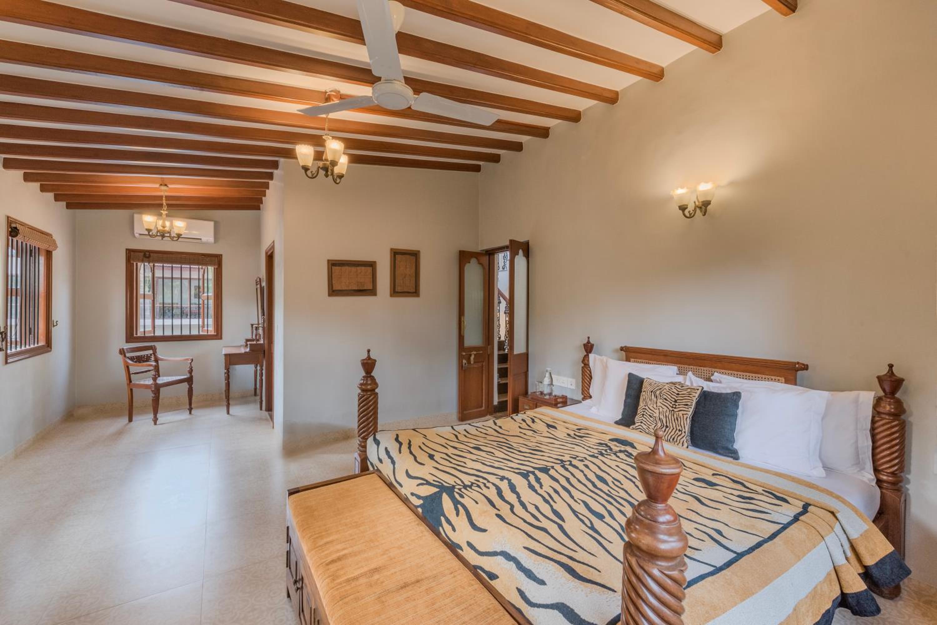 Villa photo 3