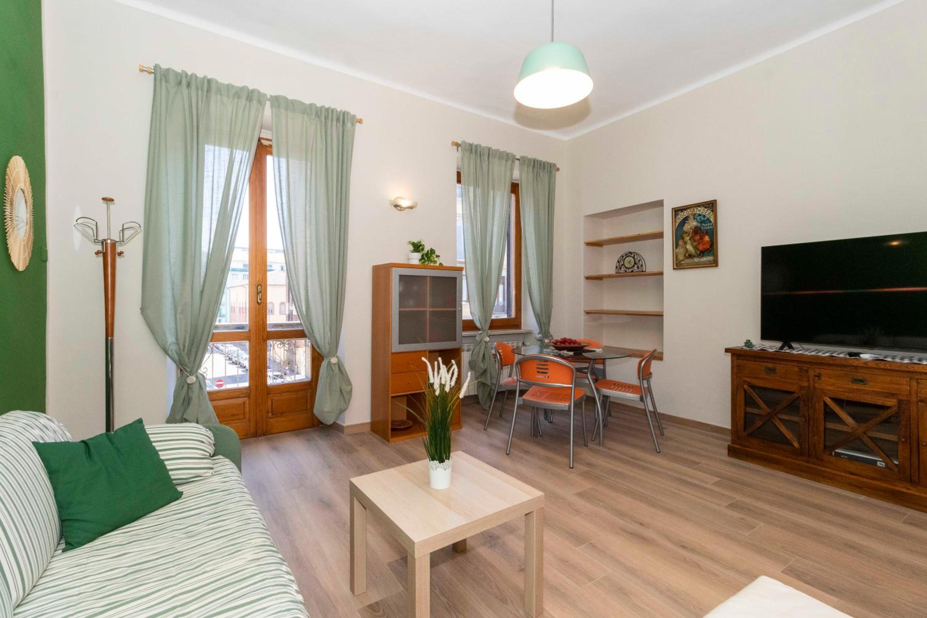 One-Bedroom Apartment