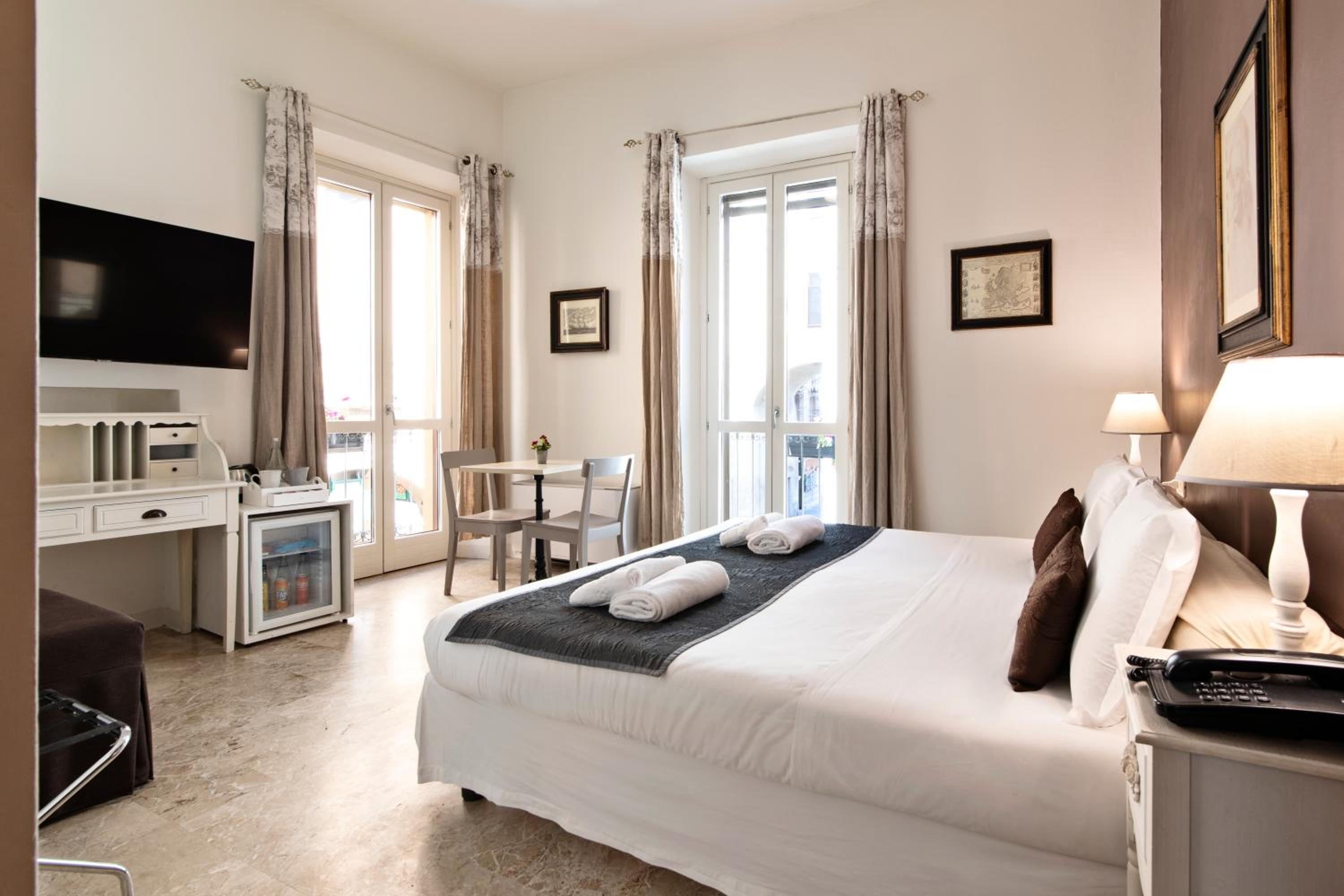 Junior Suite - Photo 1