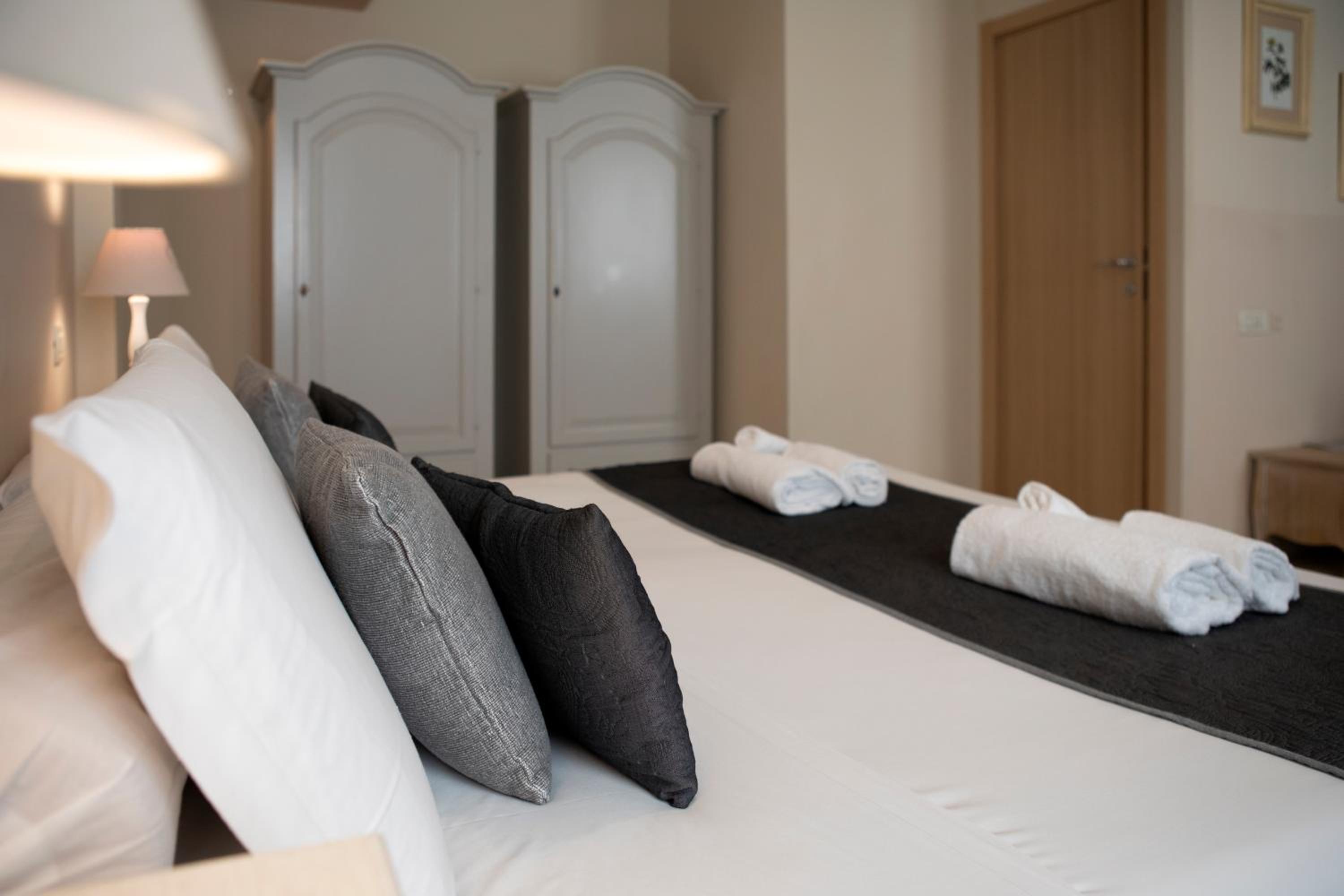 Junior Suite - Photo 9