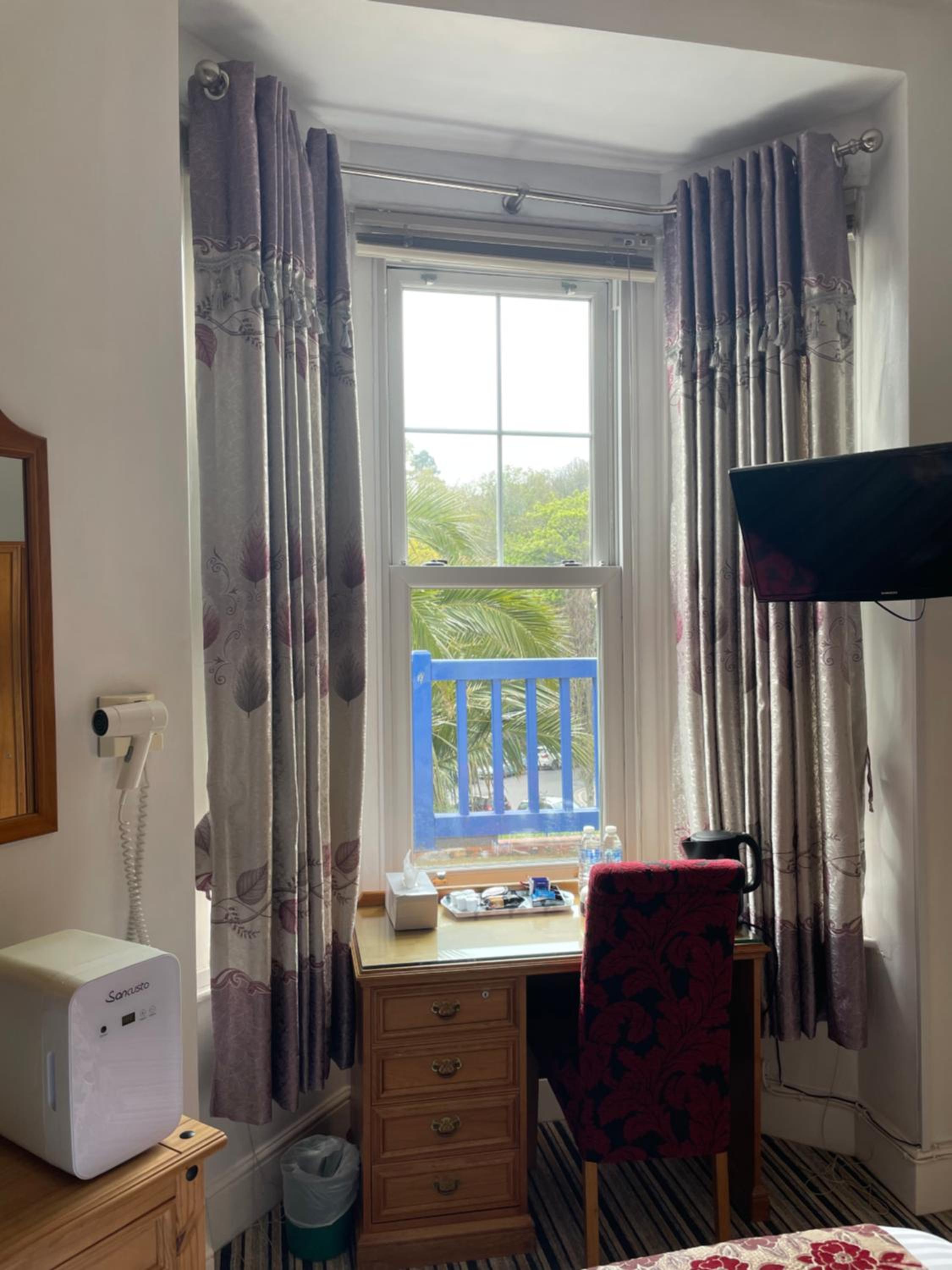 Double Room - Photo 6
