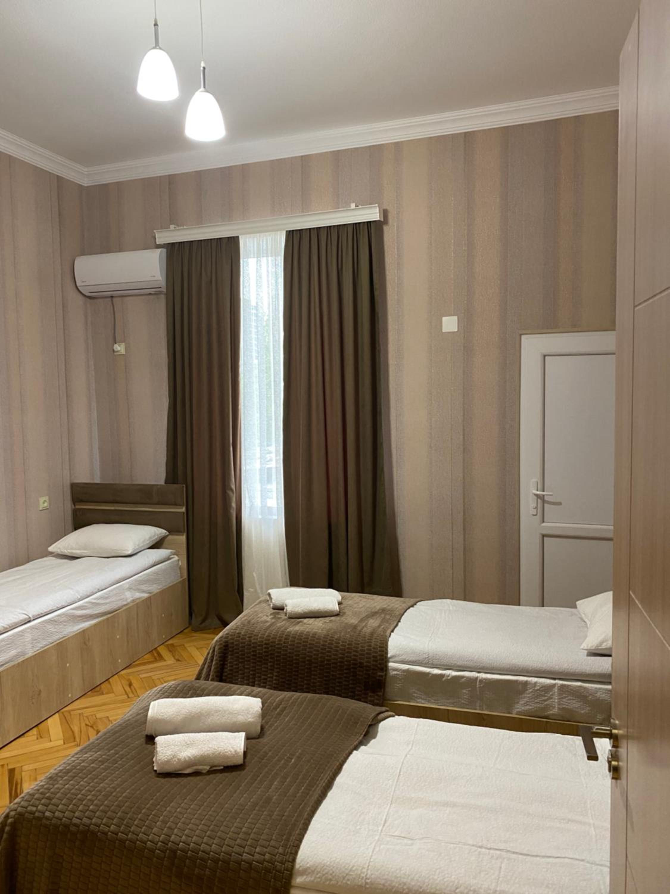 Triple Room with Bath