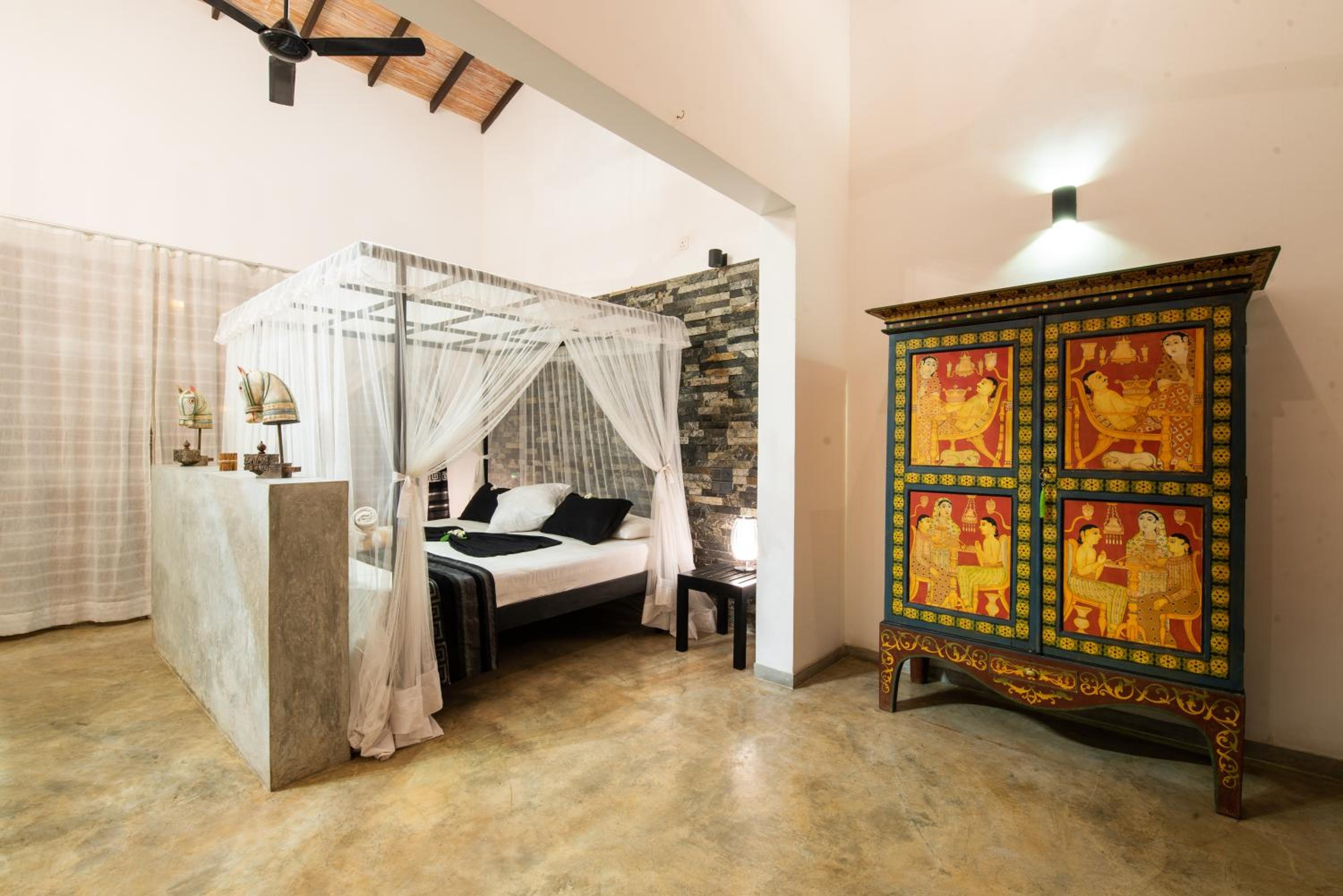Junior Suite with Pool View