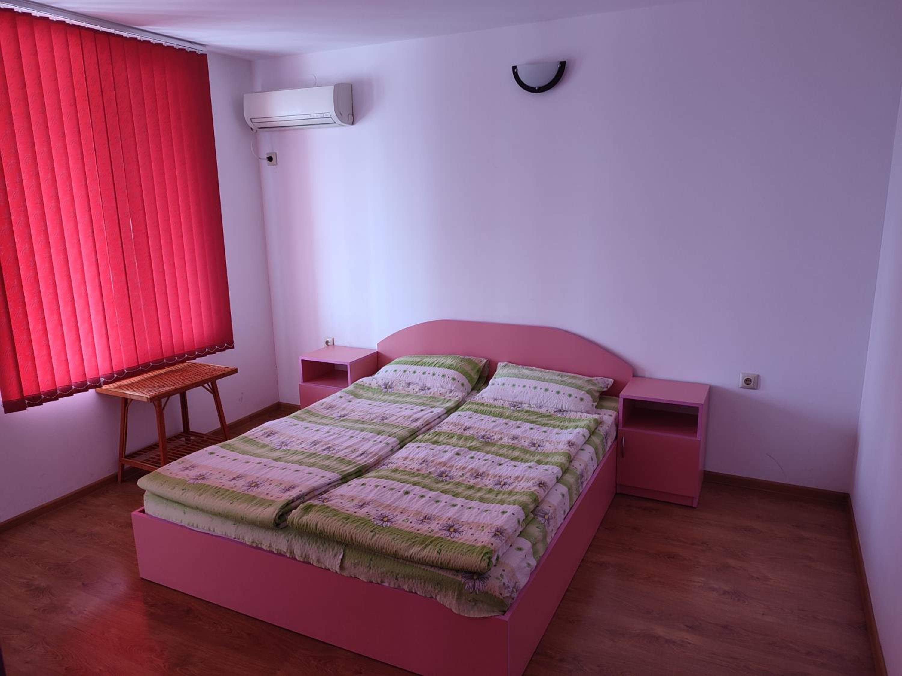 Double Room - Photo 3