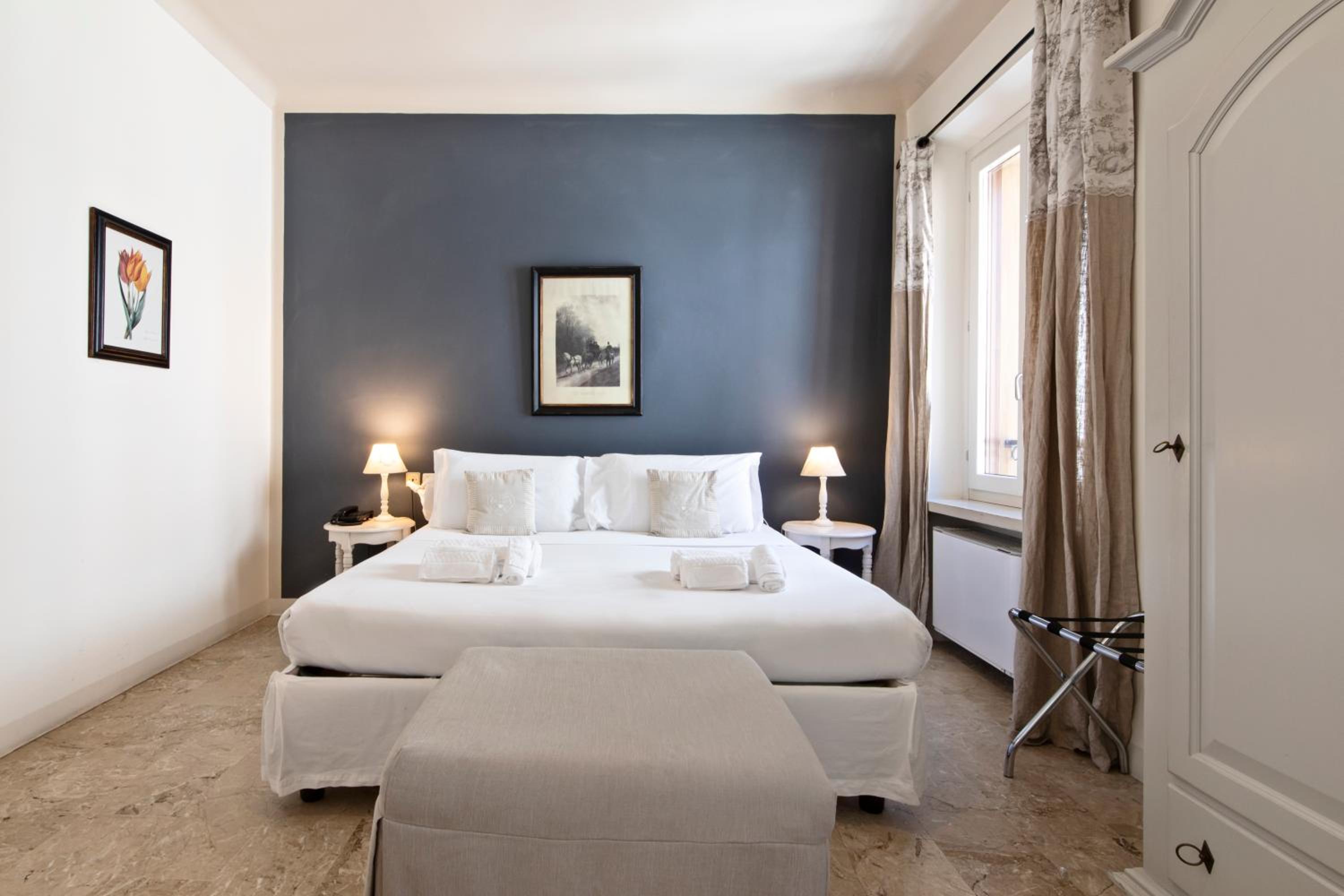 Superior Double or Twin Room - Photo 1