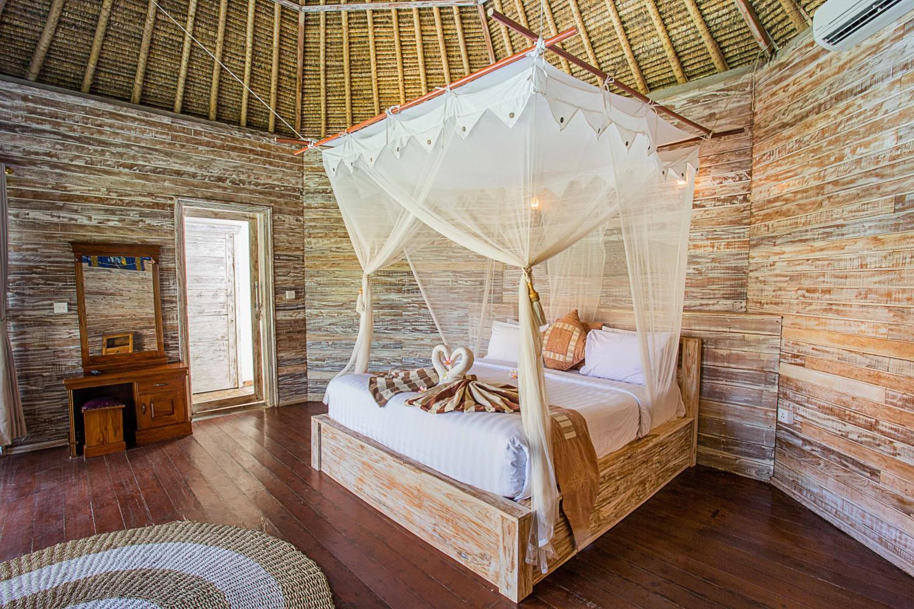 Family Two-Bedroom Hut