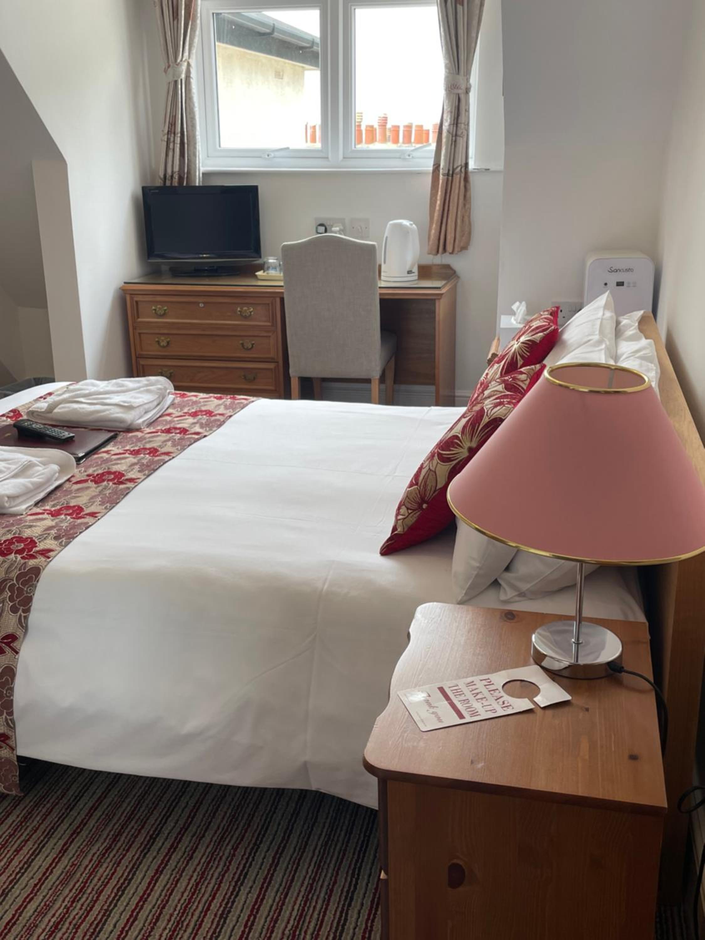 Double Room - Photo 1