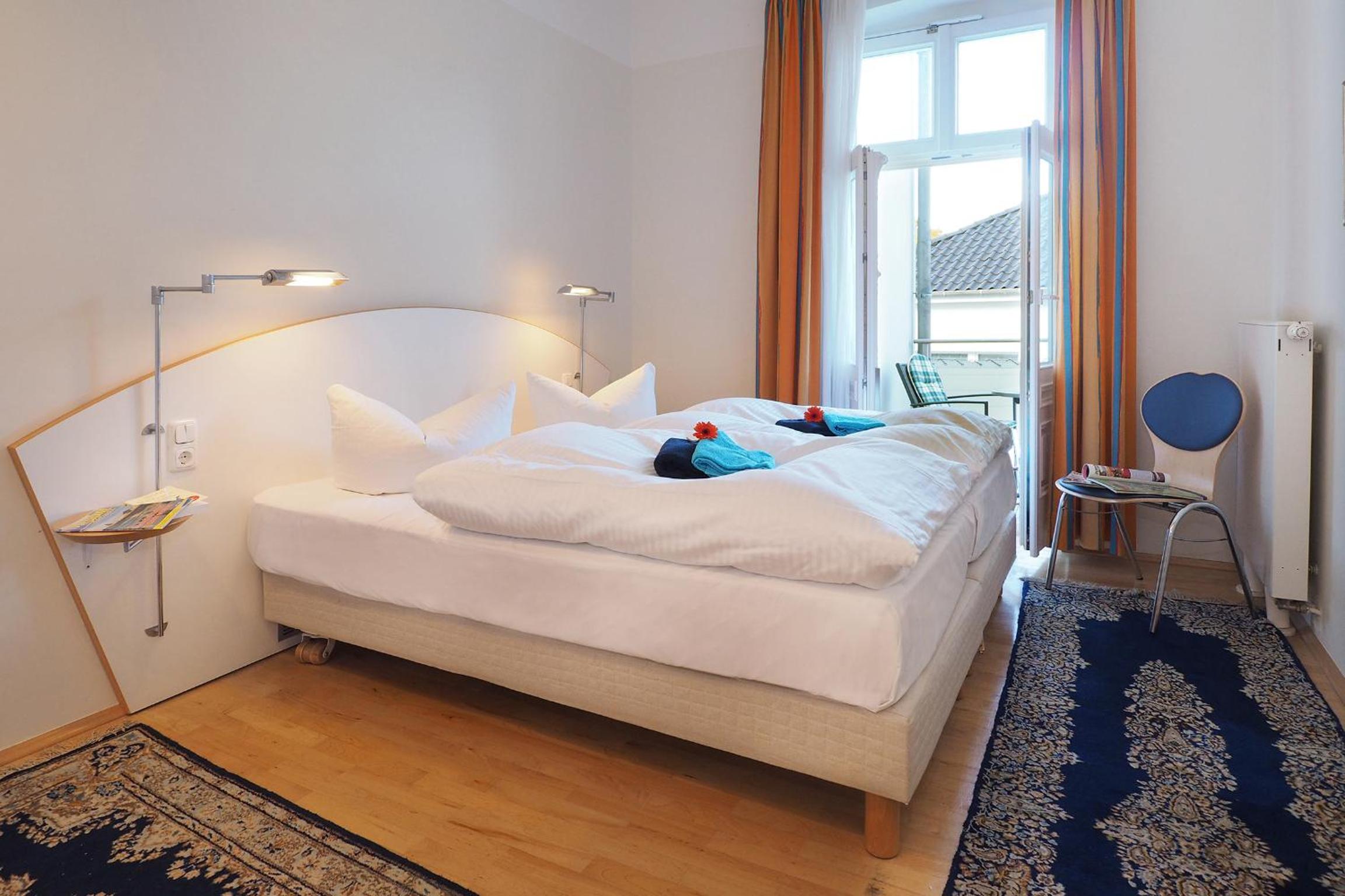 One-Bedroom Apartment - Annex photo 3