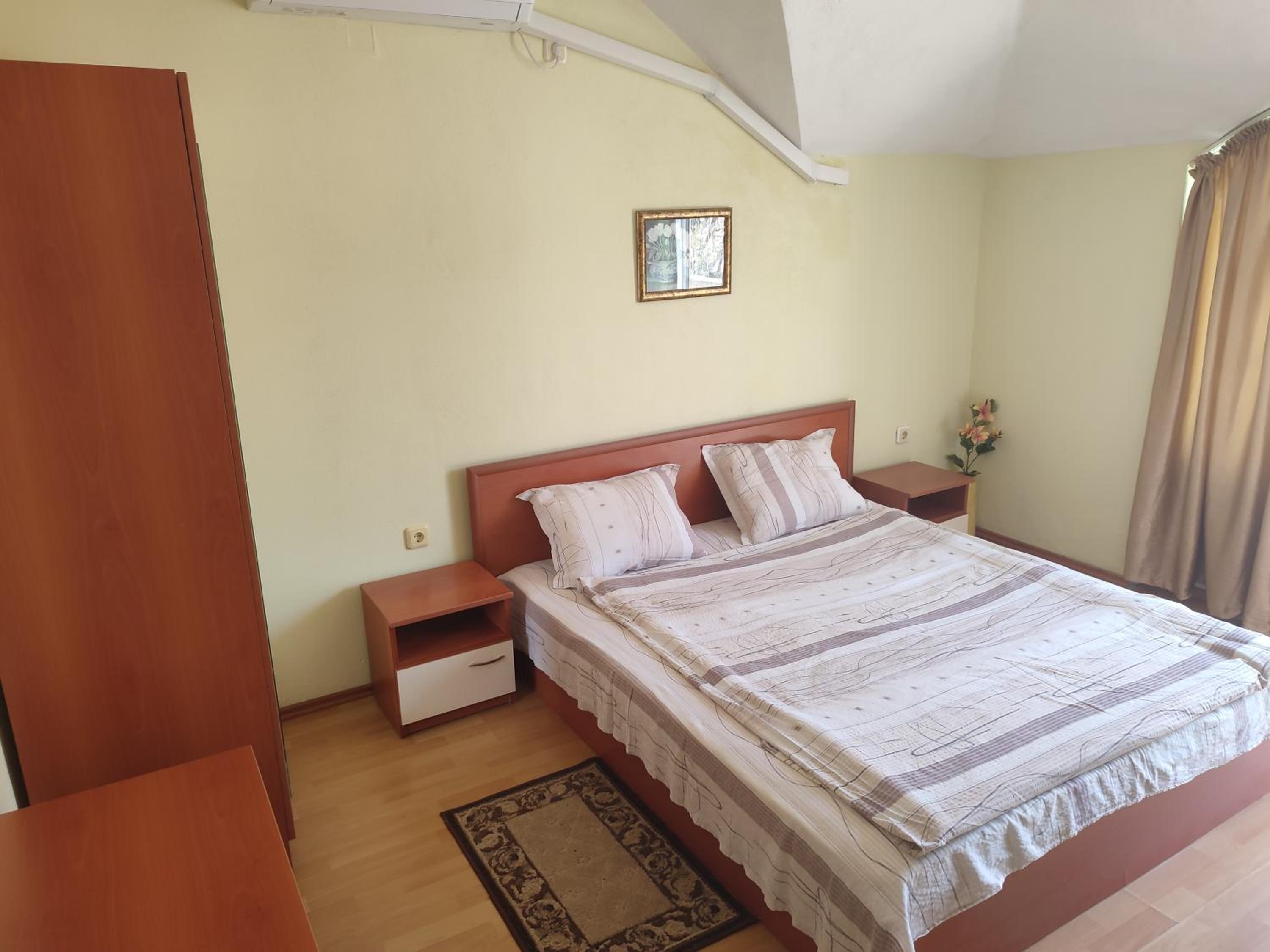 Double Room with Balcony - Photo 2