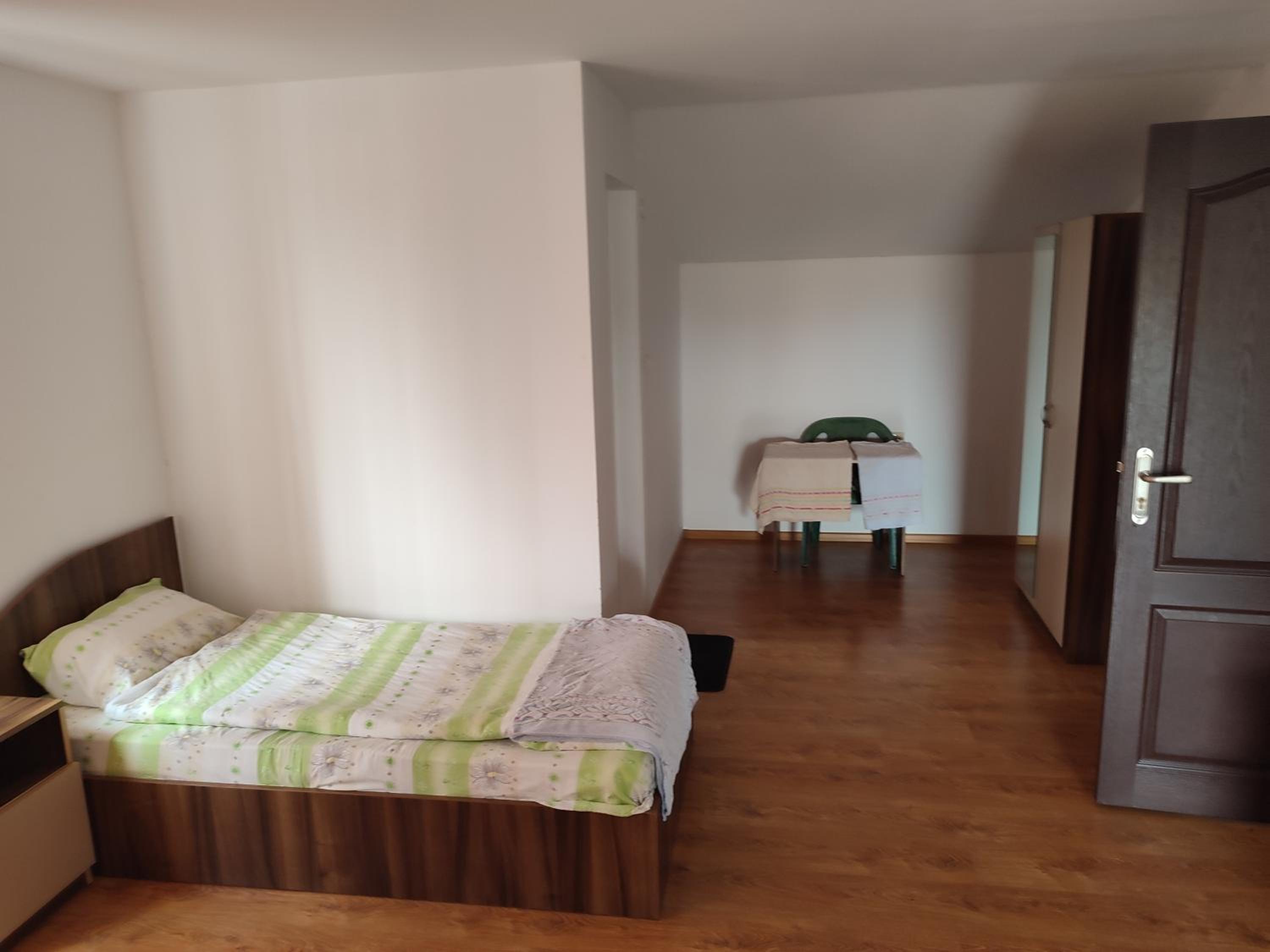 Triple Room with Balcony - Photo 5