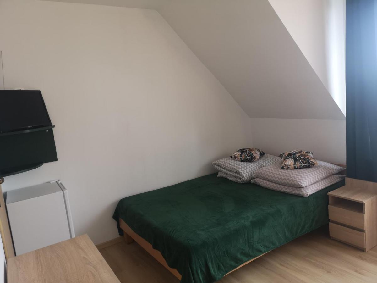 Double Room with Private Bathroom photo 2