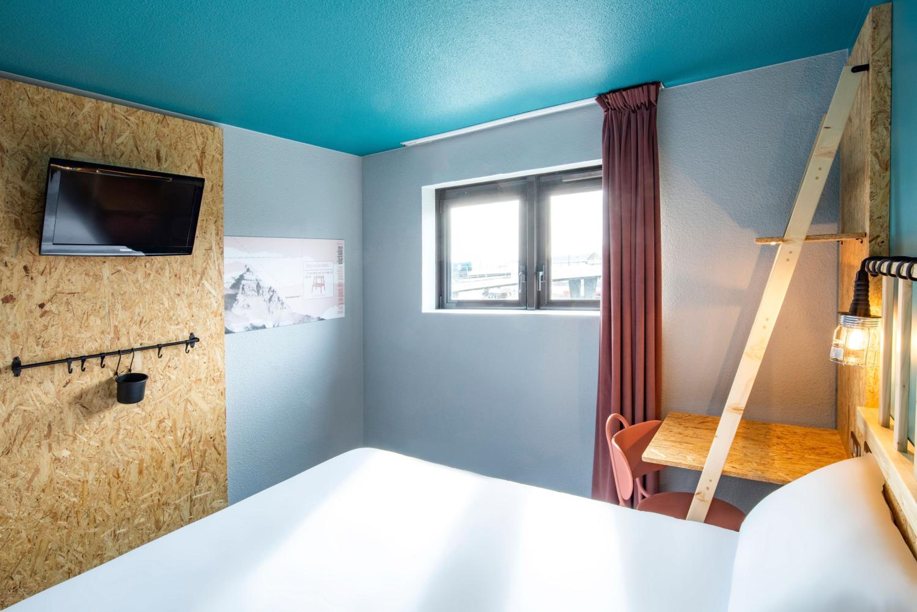 Double Room - Photo 6
