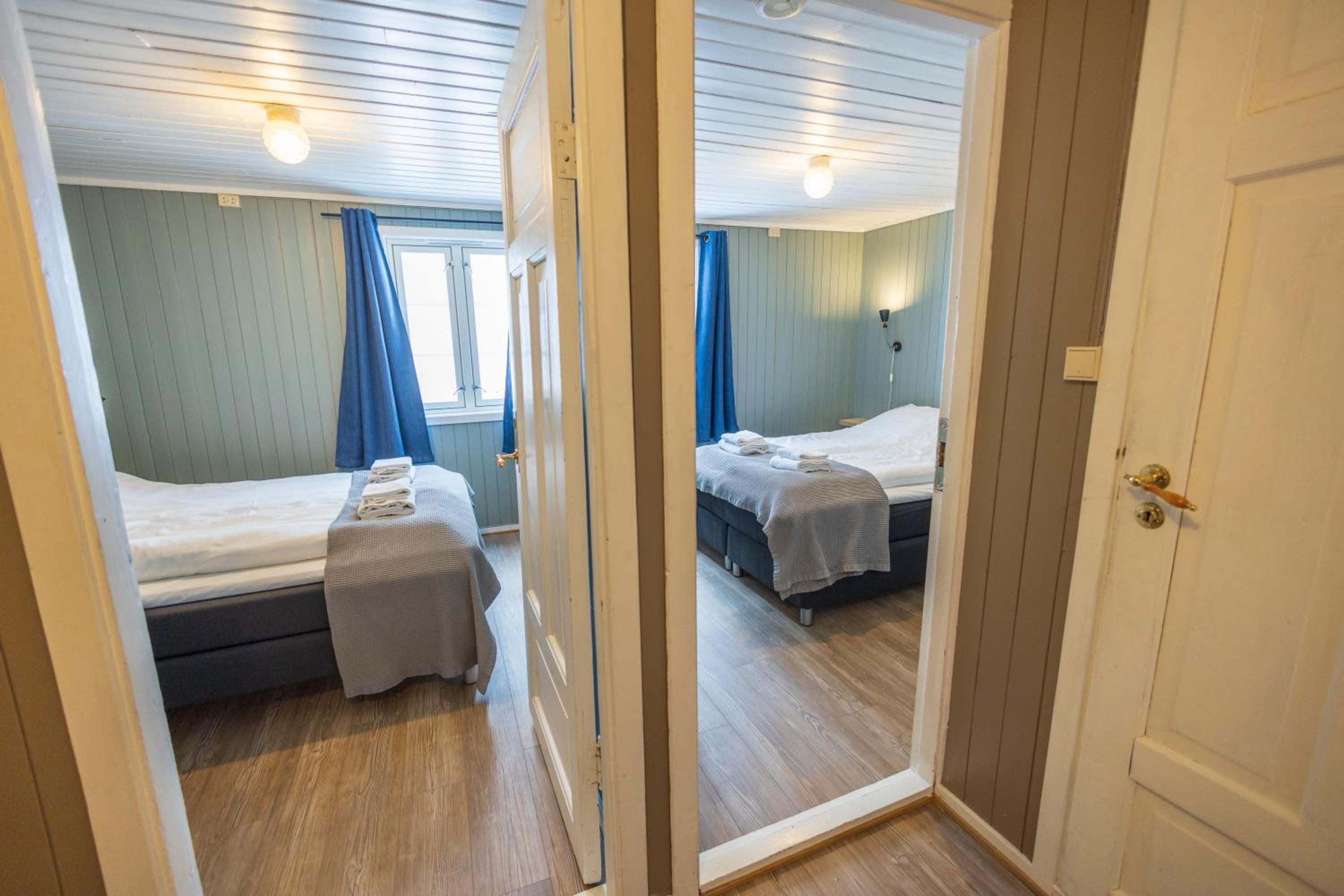 Two-Bedroom Cottage with Sea View photo 3