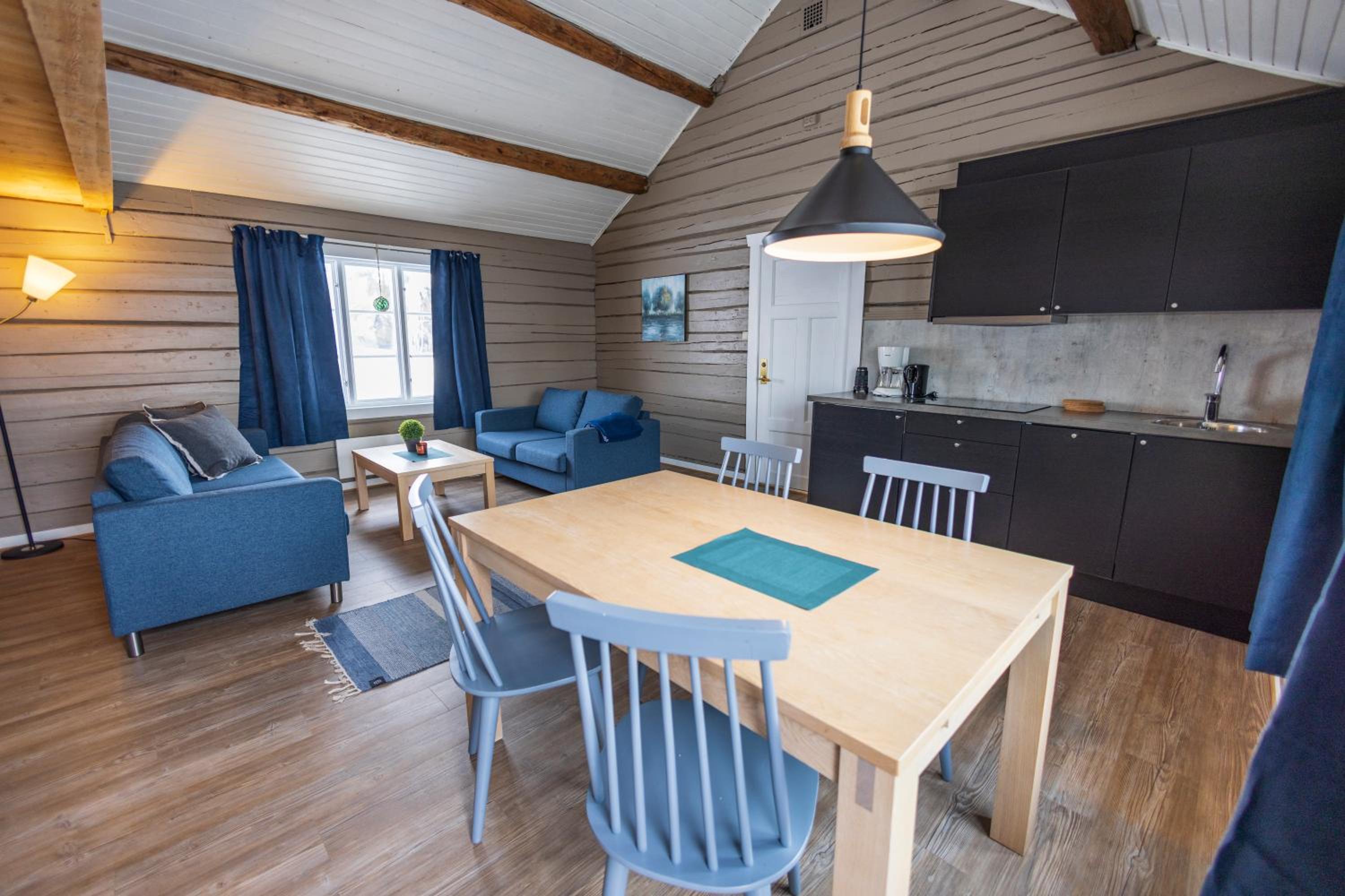 Two-Bedroom Cottage with Sea View photo 1