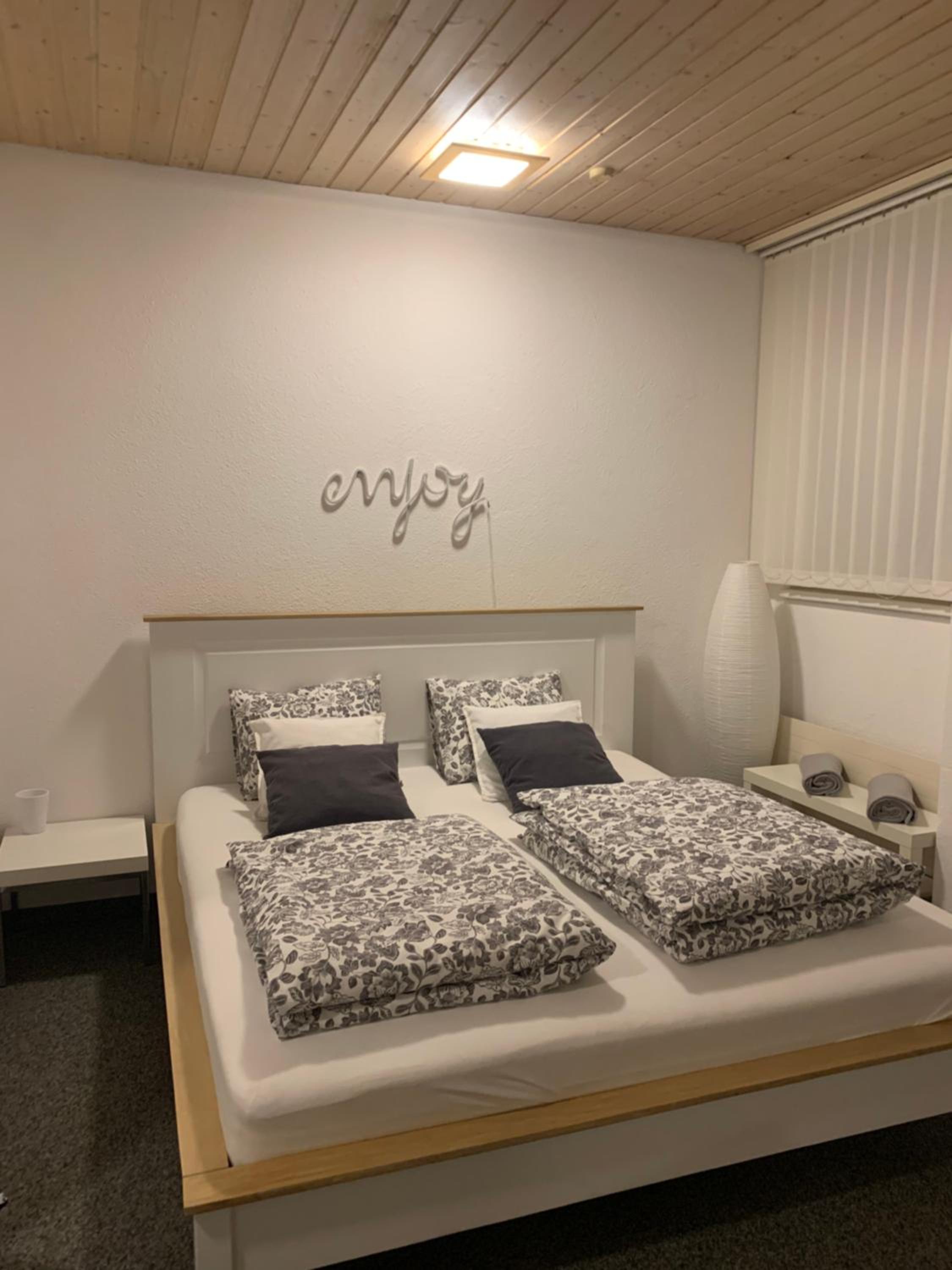 One-Bedroom Apartment - Photo 16