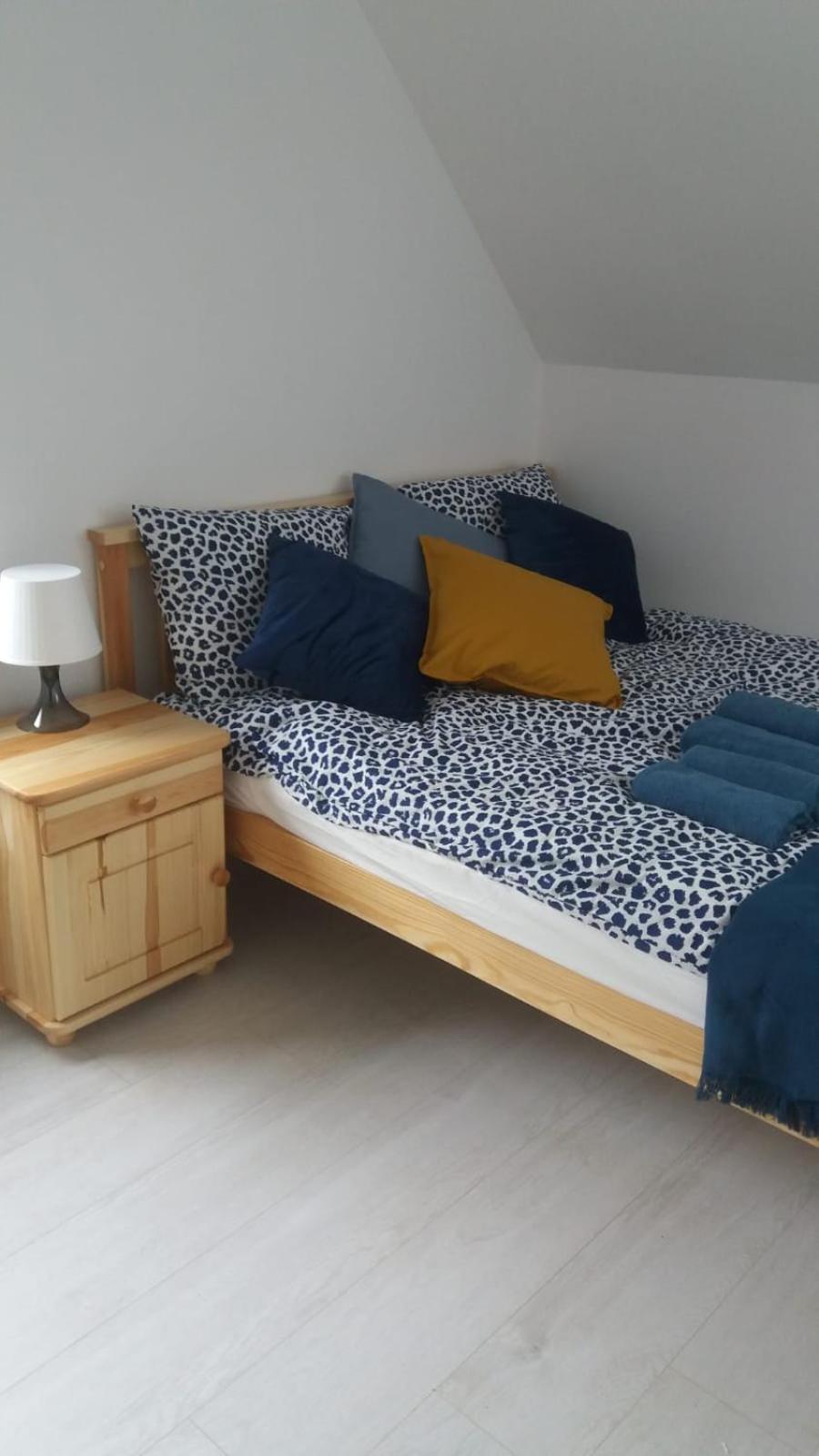 One-Bedroom Apartment - Photo 12