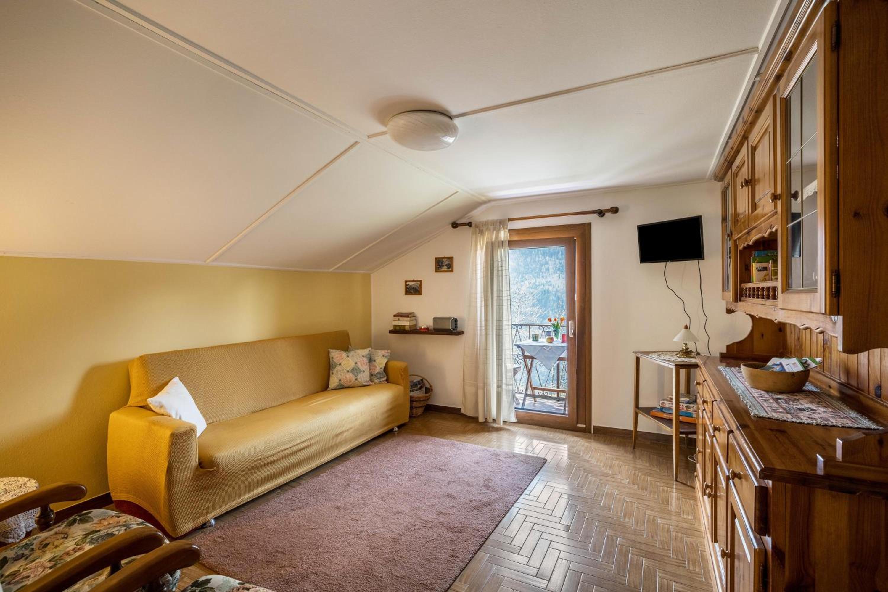 Superior One-Bedroom Apartment with Balcony