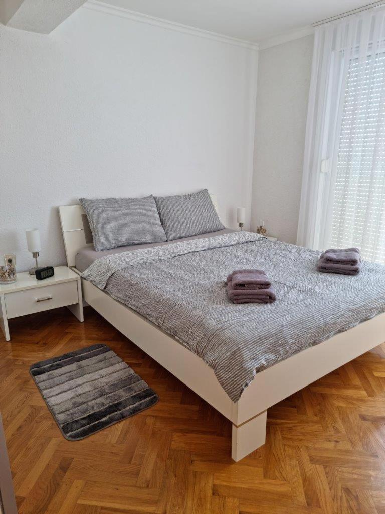 Two-Bedroom Apartment photo 3