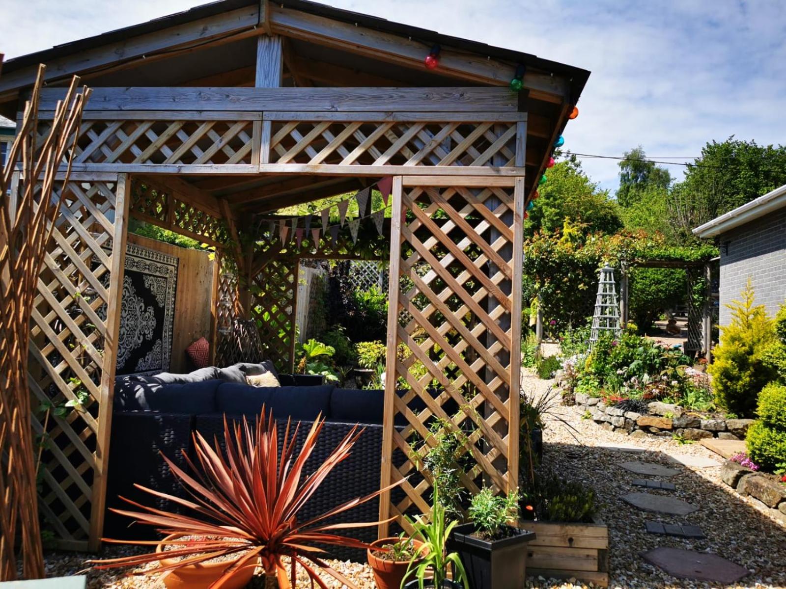 Double Room with Garden View - Photo 3