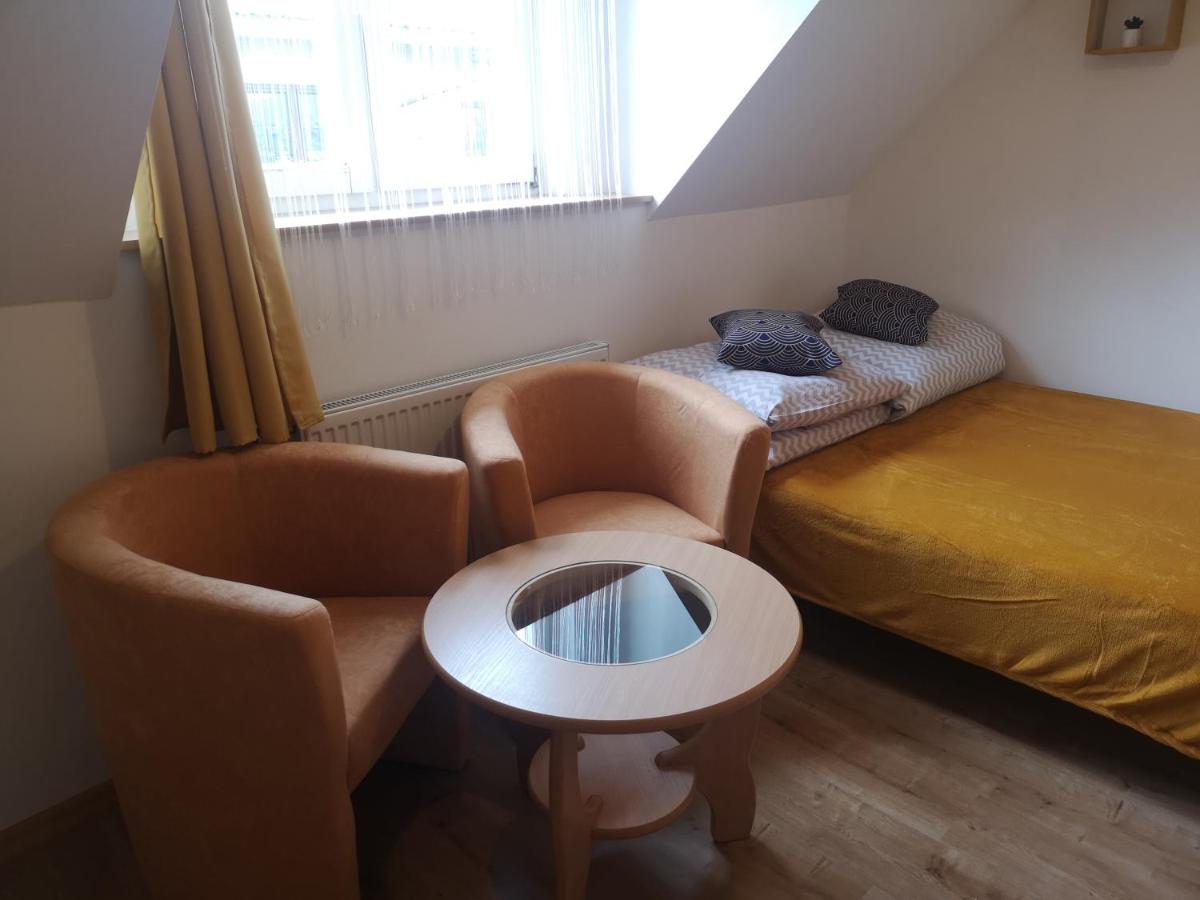 Double Room with Private Bathroom photo 1