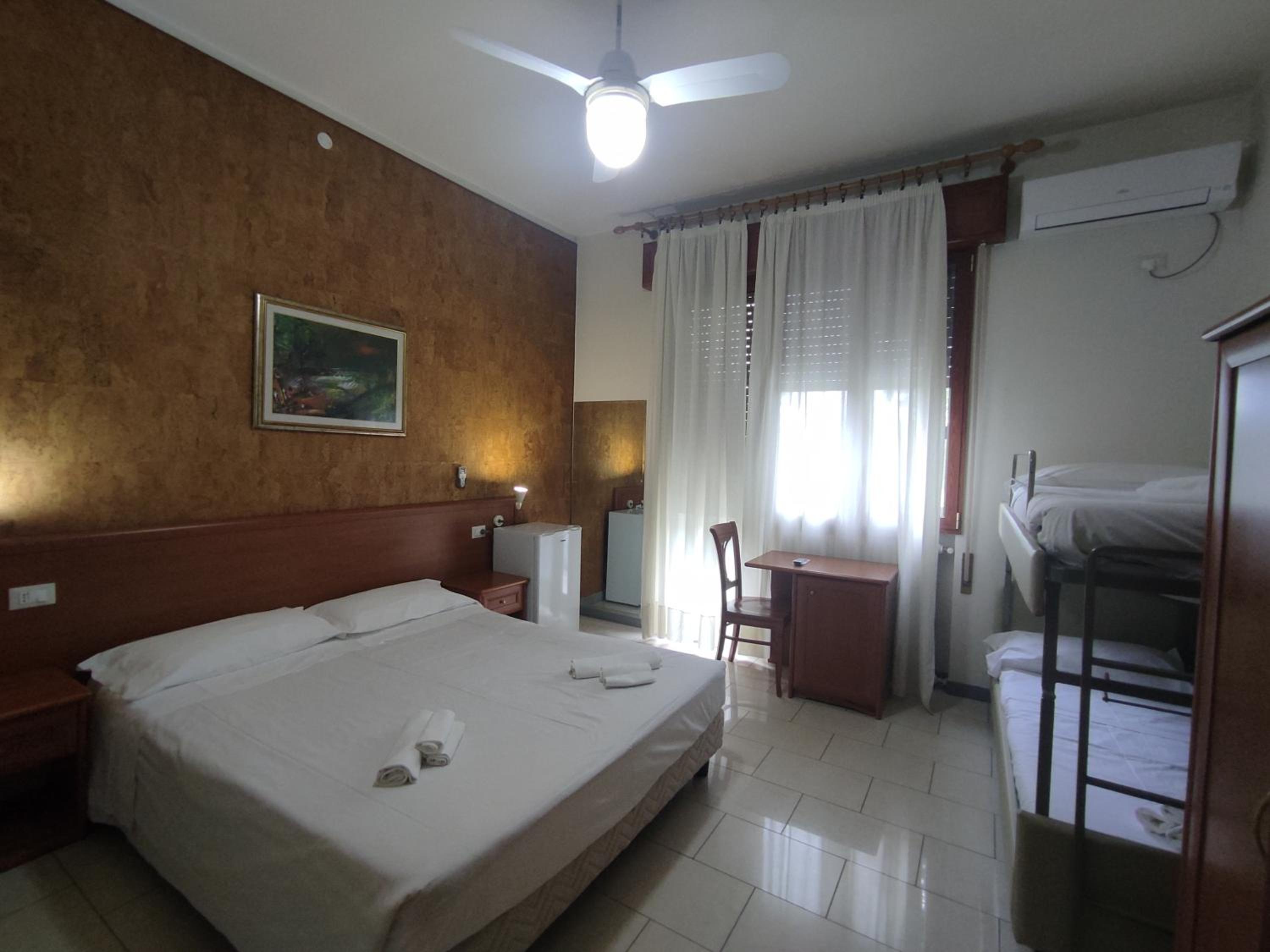 Quadruple Room photo 2