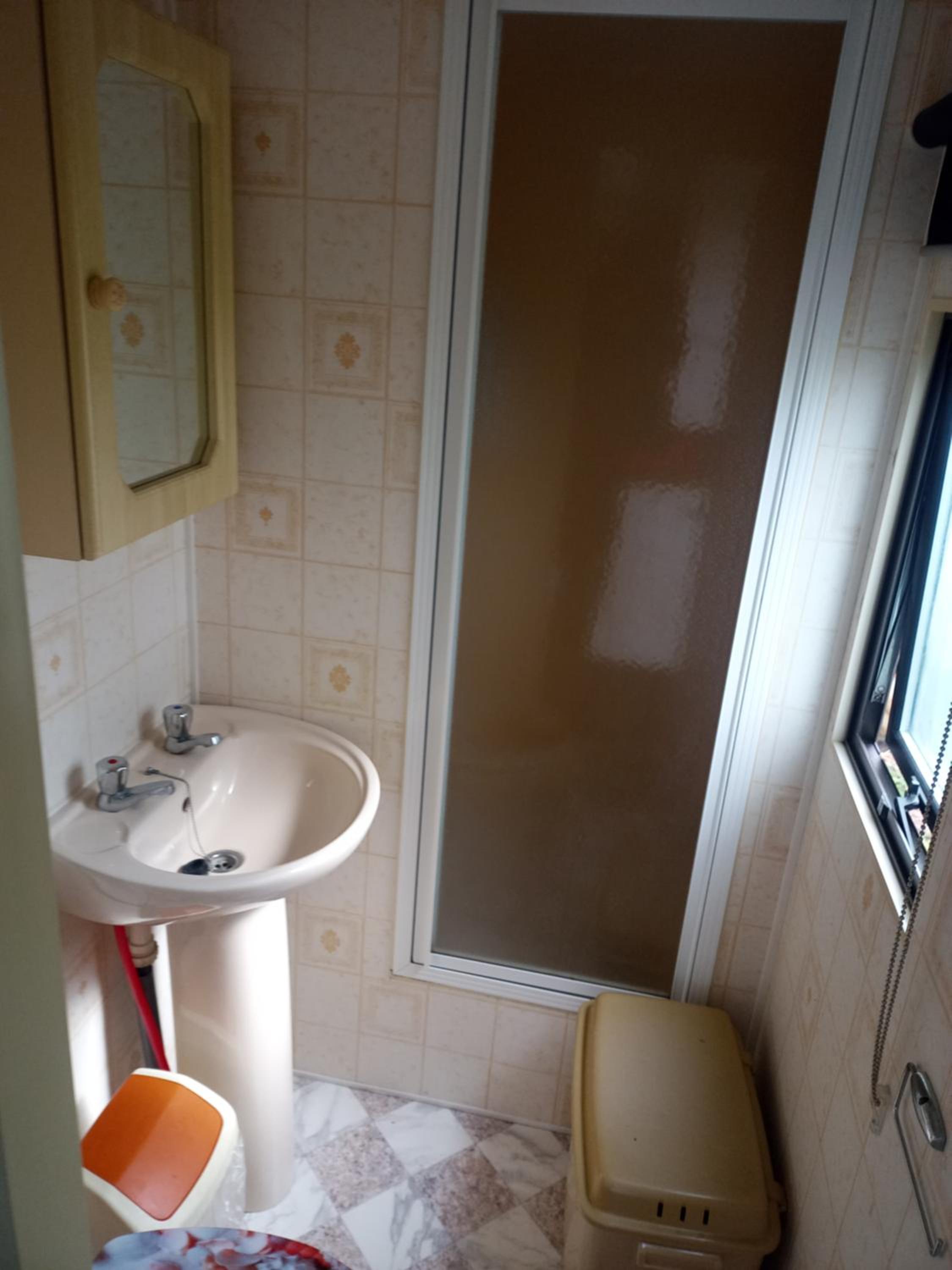 Two-Bedroom House - Photo 4