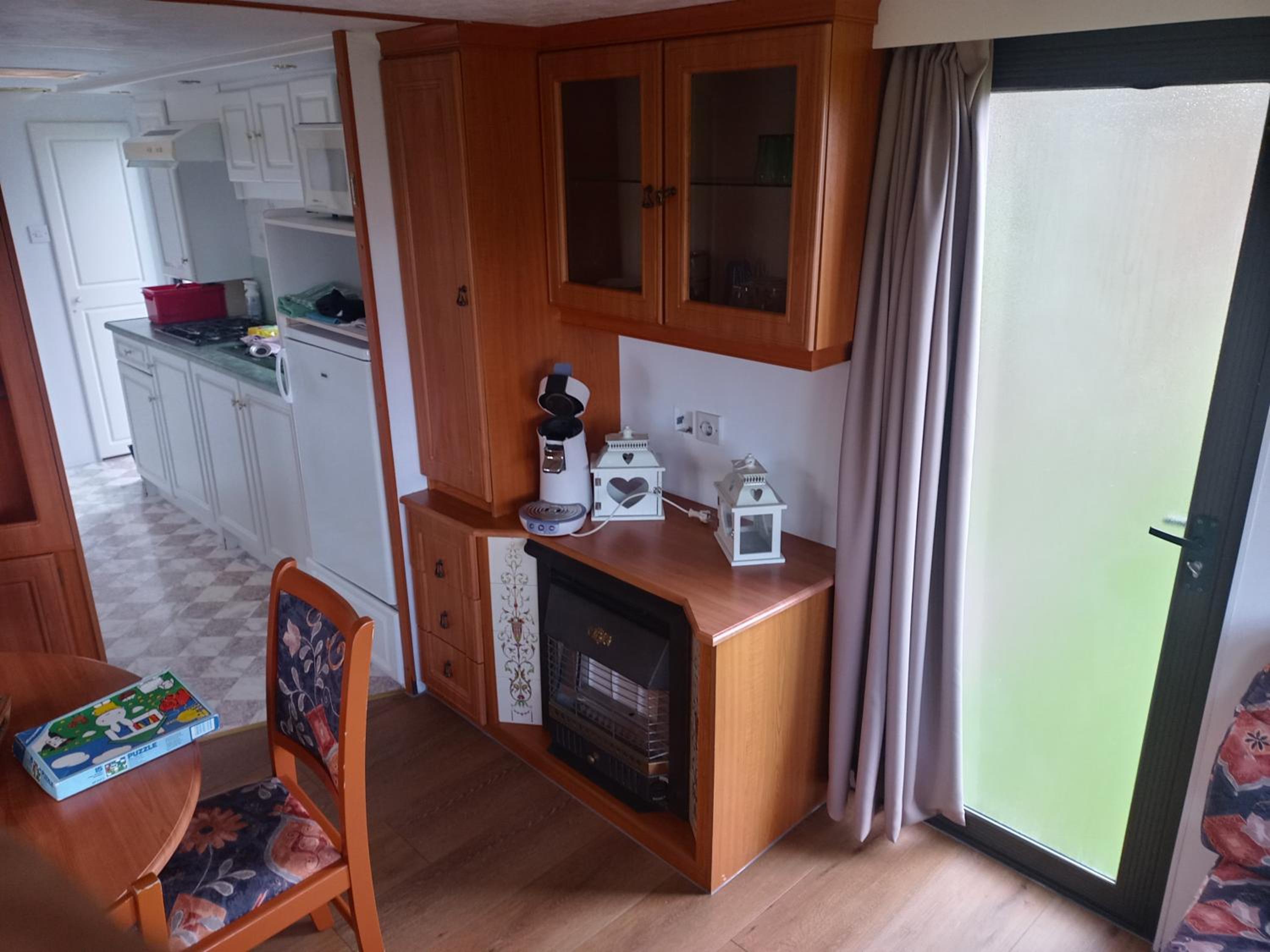 Two-Bedroom House - Photo 7