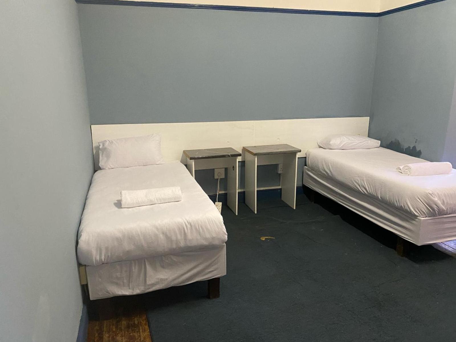 Standard Twin Room - Photo 1