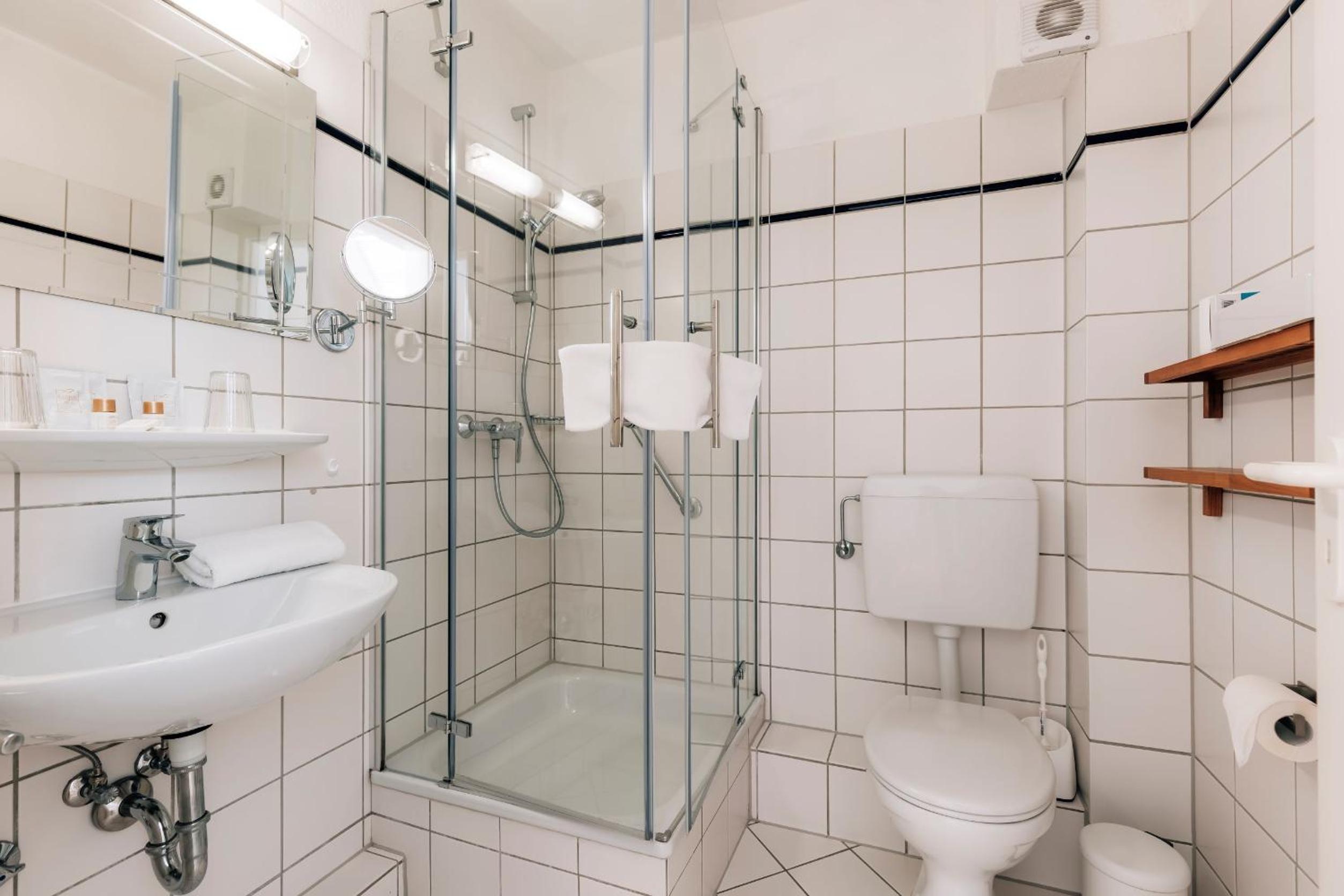 Double Room - Photo 20