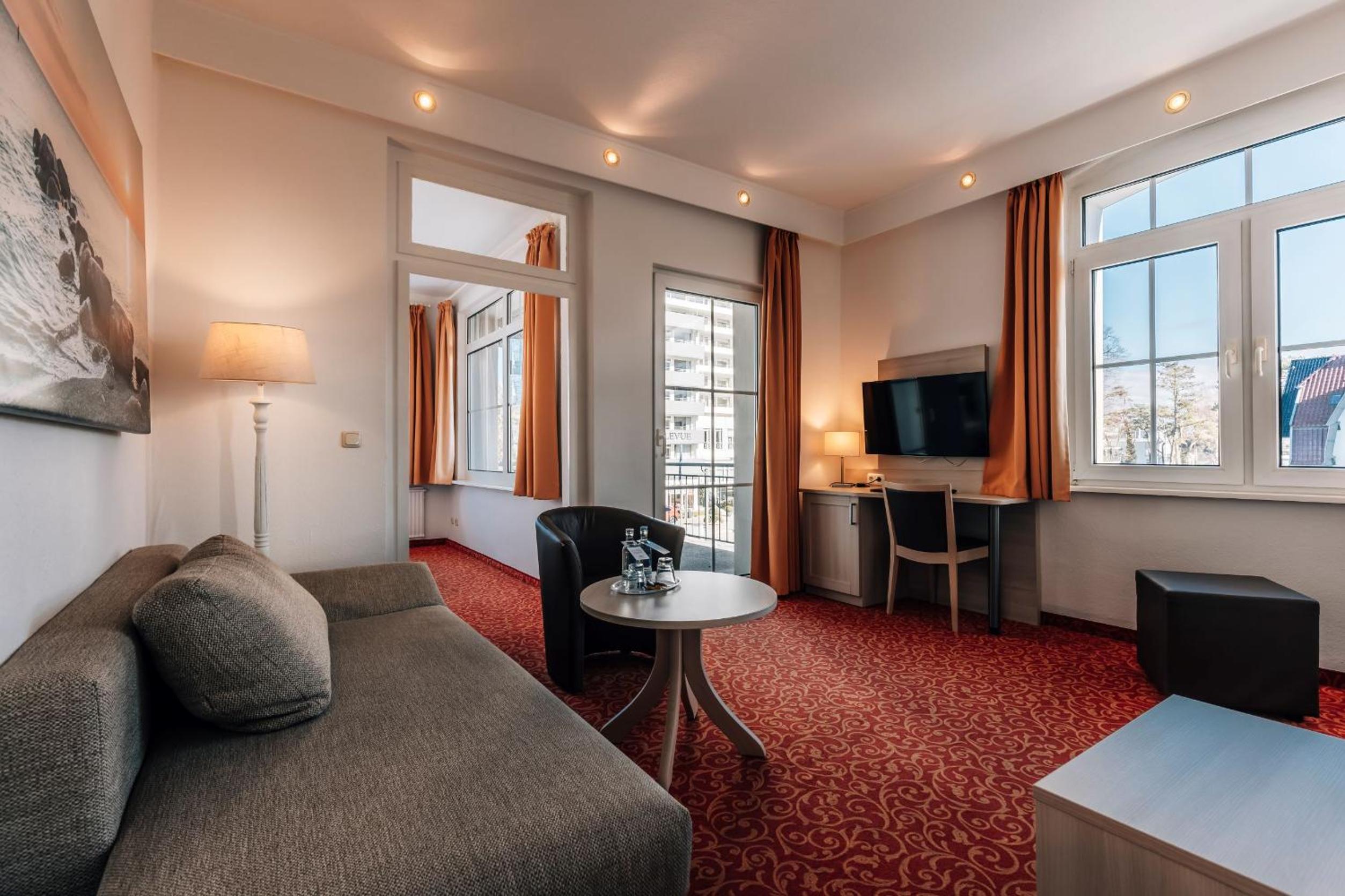 Double Room - Photo 8