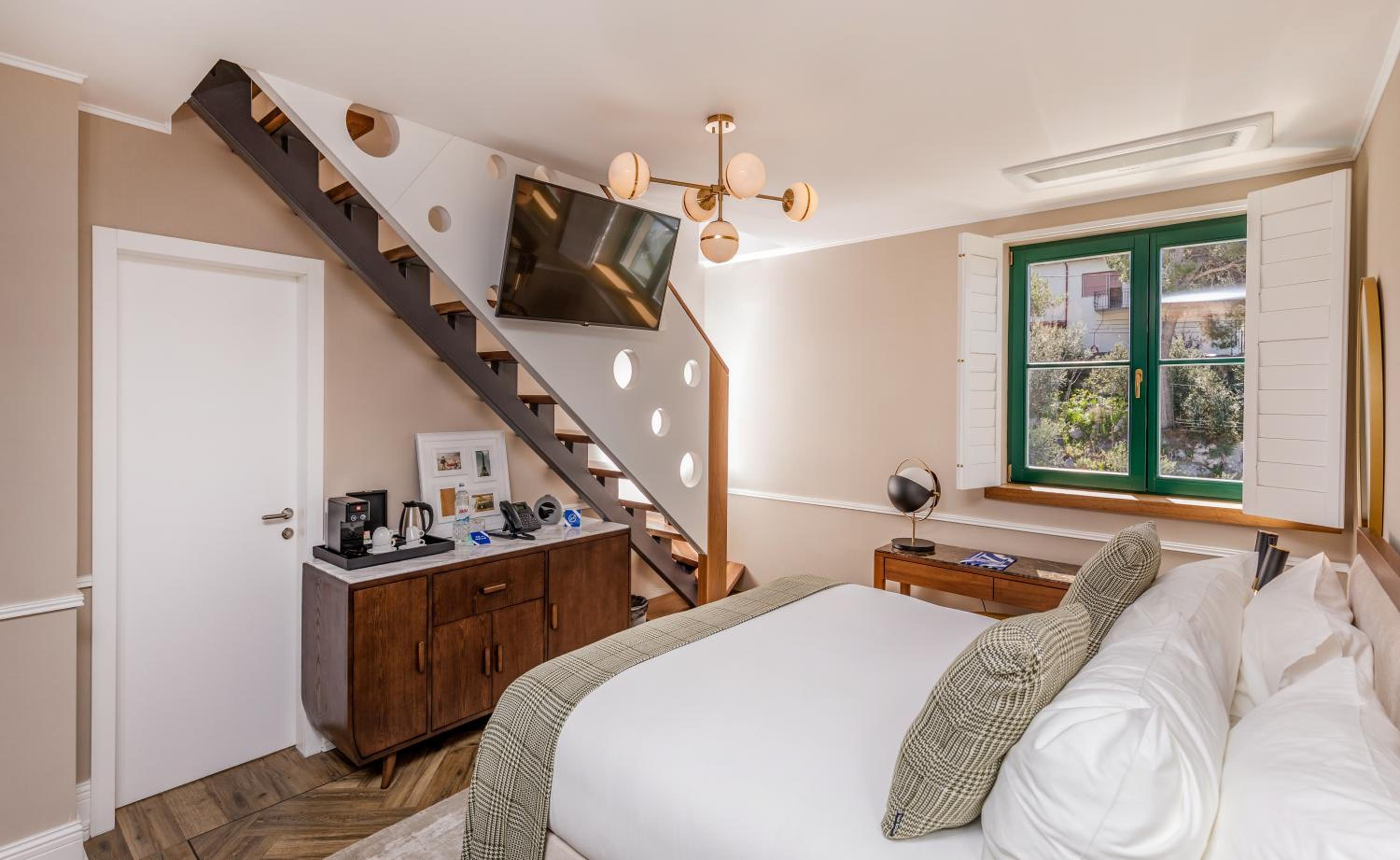 Dachgeschoss Doppelzimmer mit Whirlpool