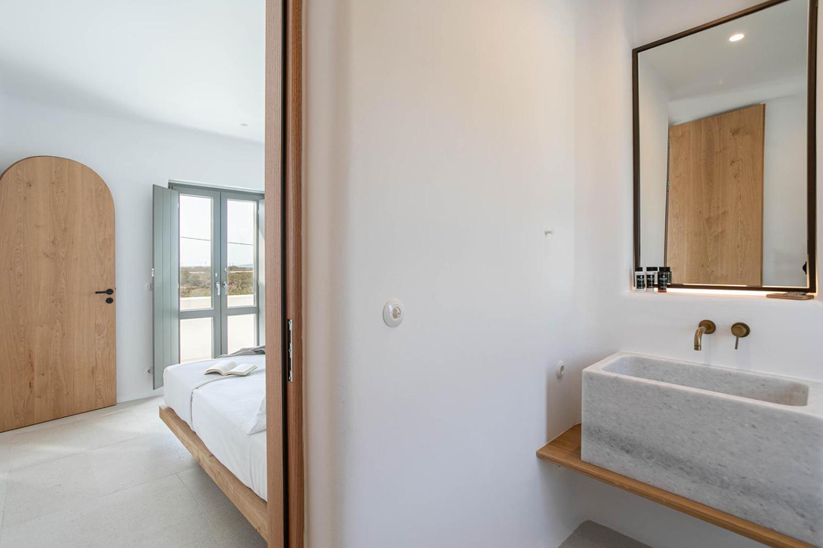 Two-Bedroom Suite - Photo 5