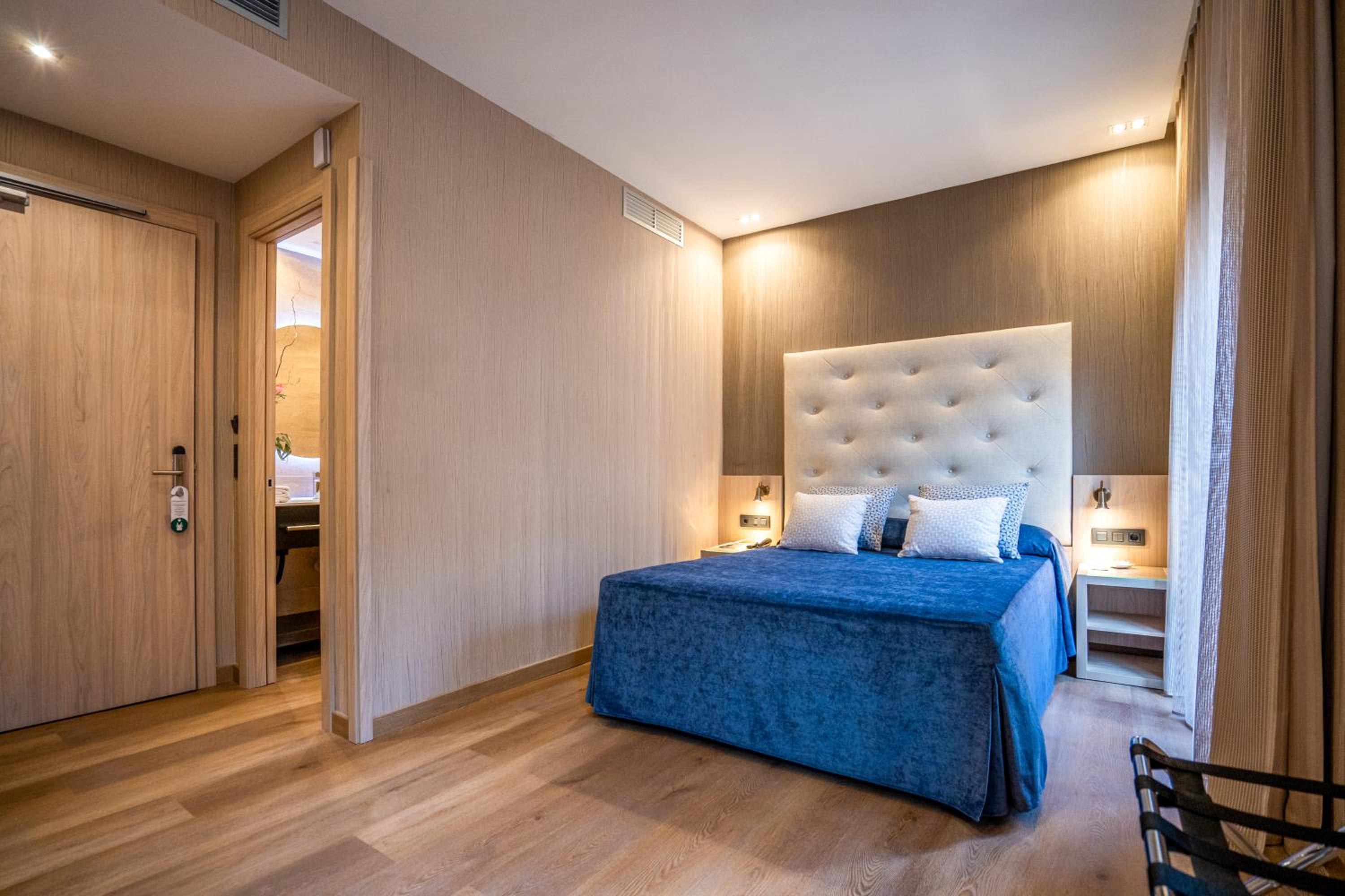 Habitación Doble o con Dos Camas