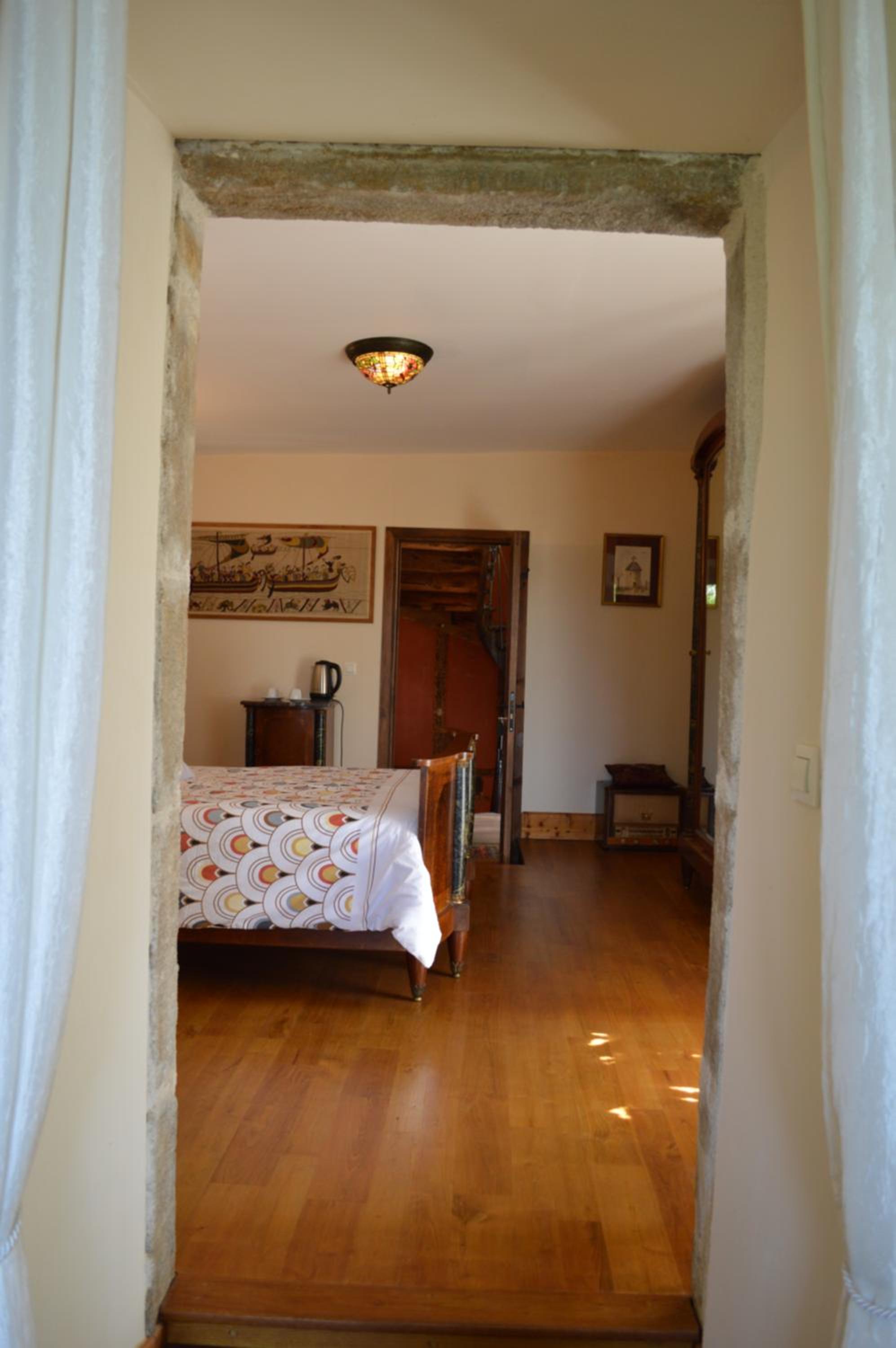 Double Room with Balcony - Photo 4