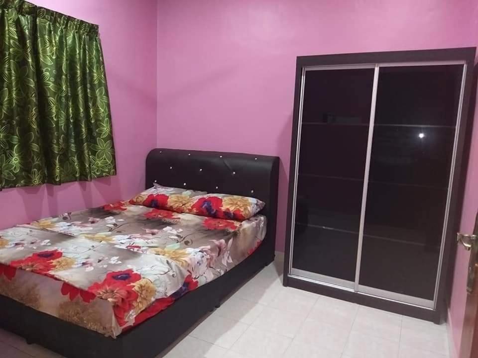One-Bedroom House photo 2