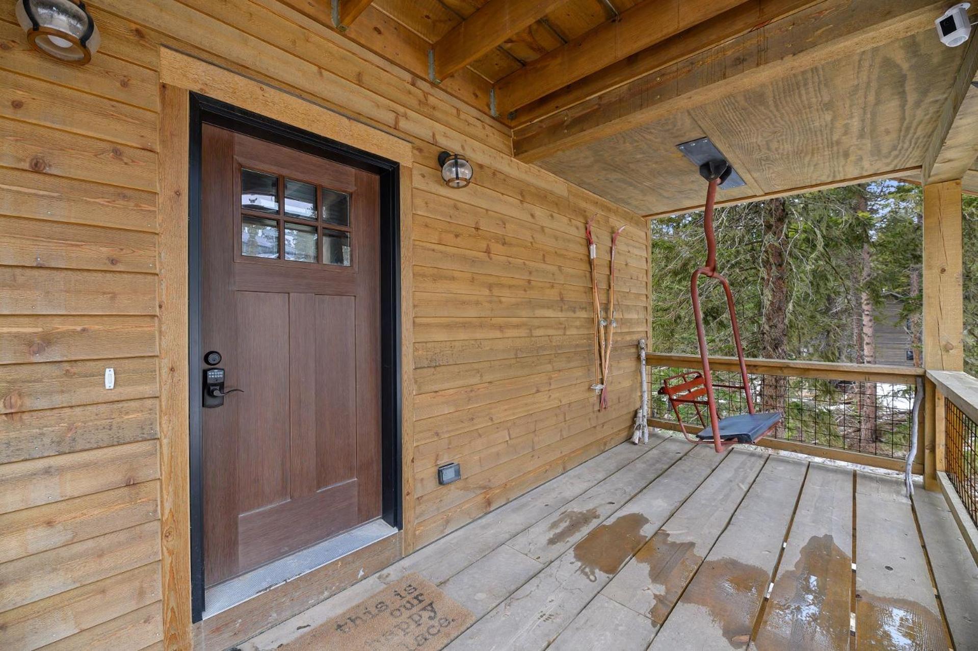 Four-Bedroom House photo 1