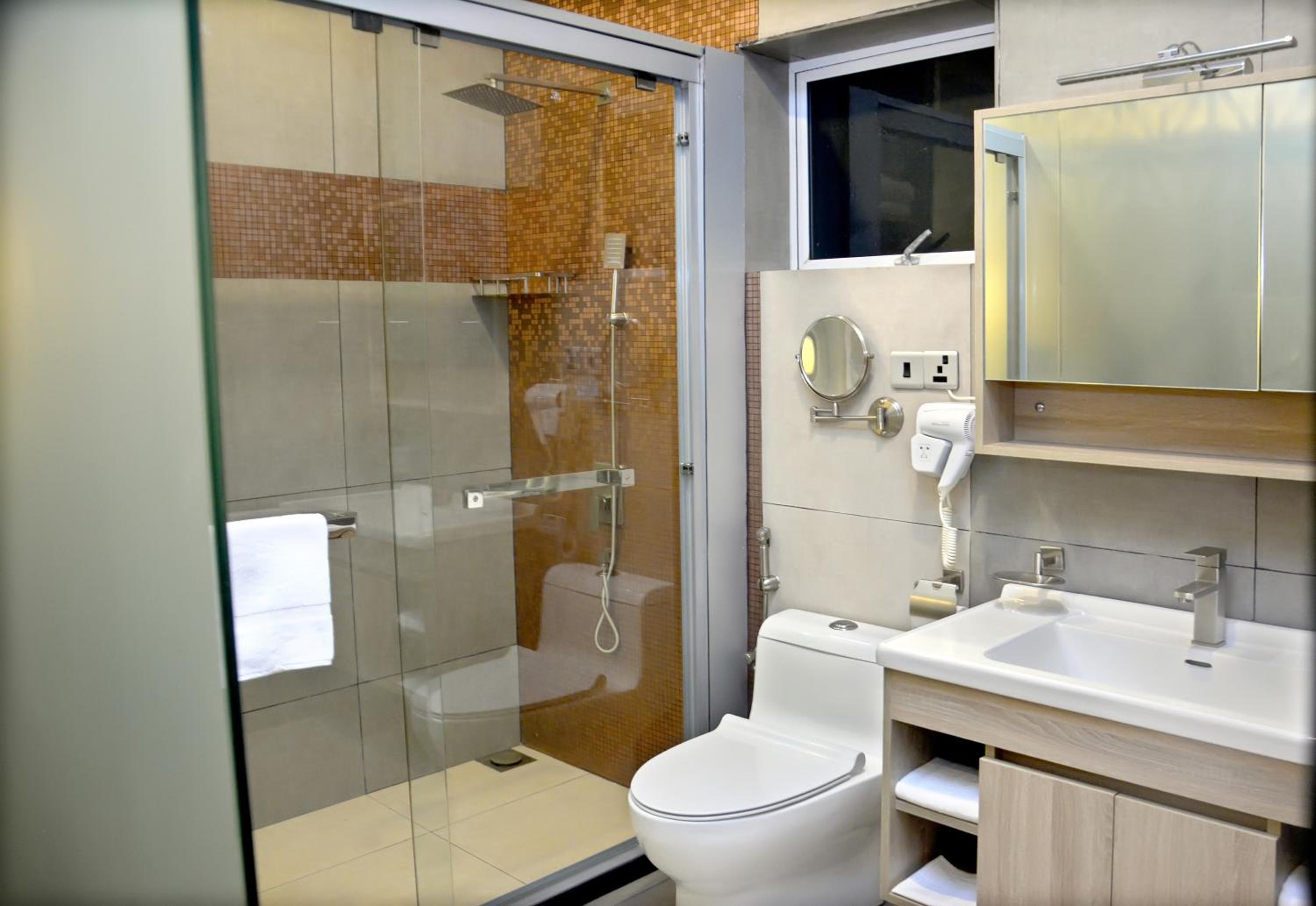 Superior Double Room with Free Airport Pick up