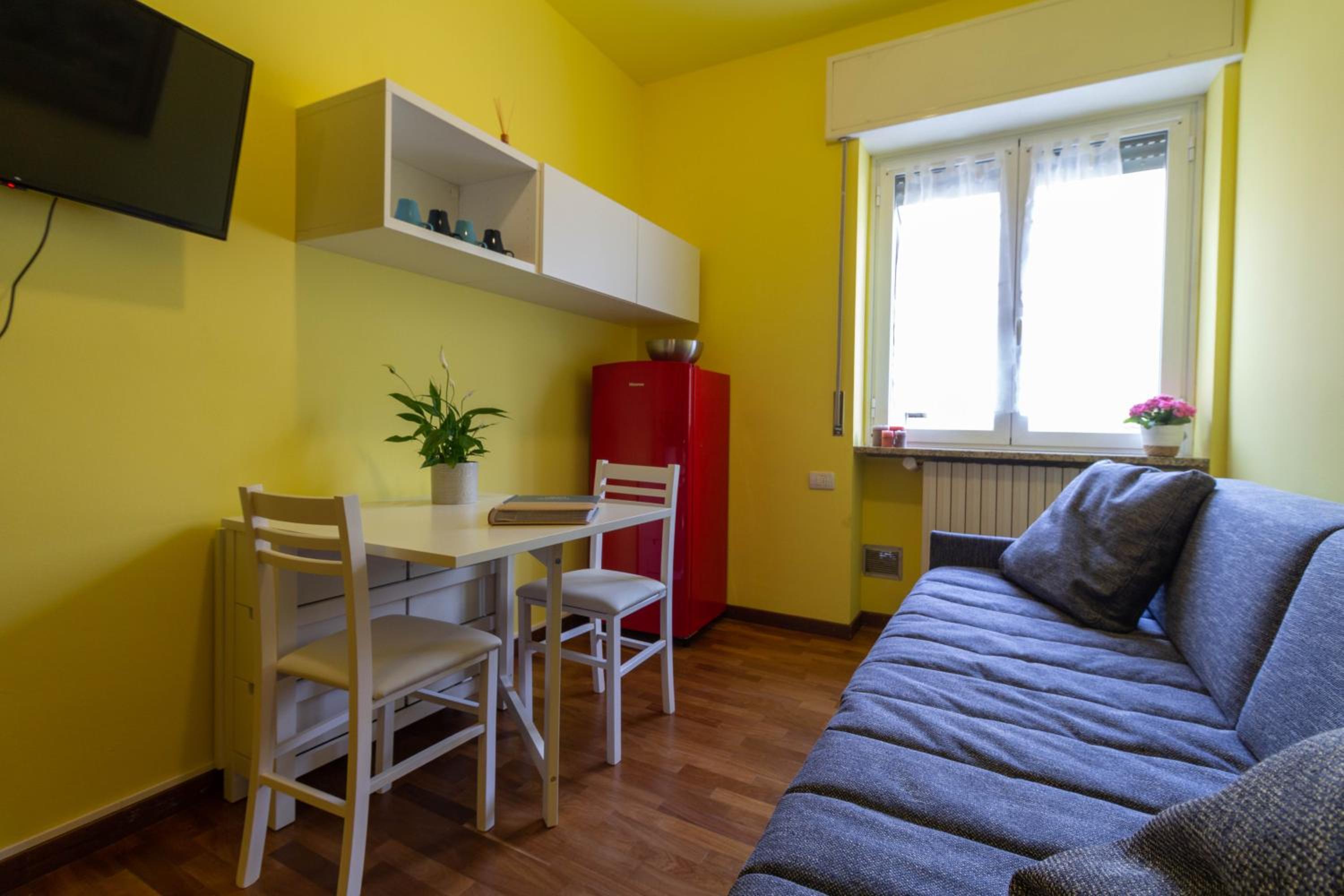 One-Bedroom Apartment photo 2