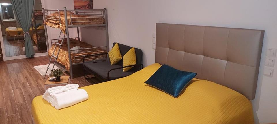 King Studio with Sofa Bed