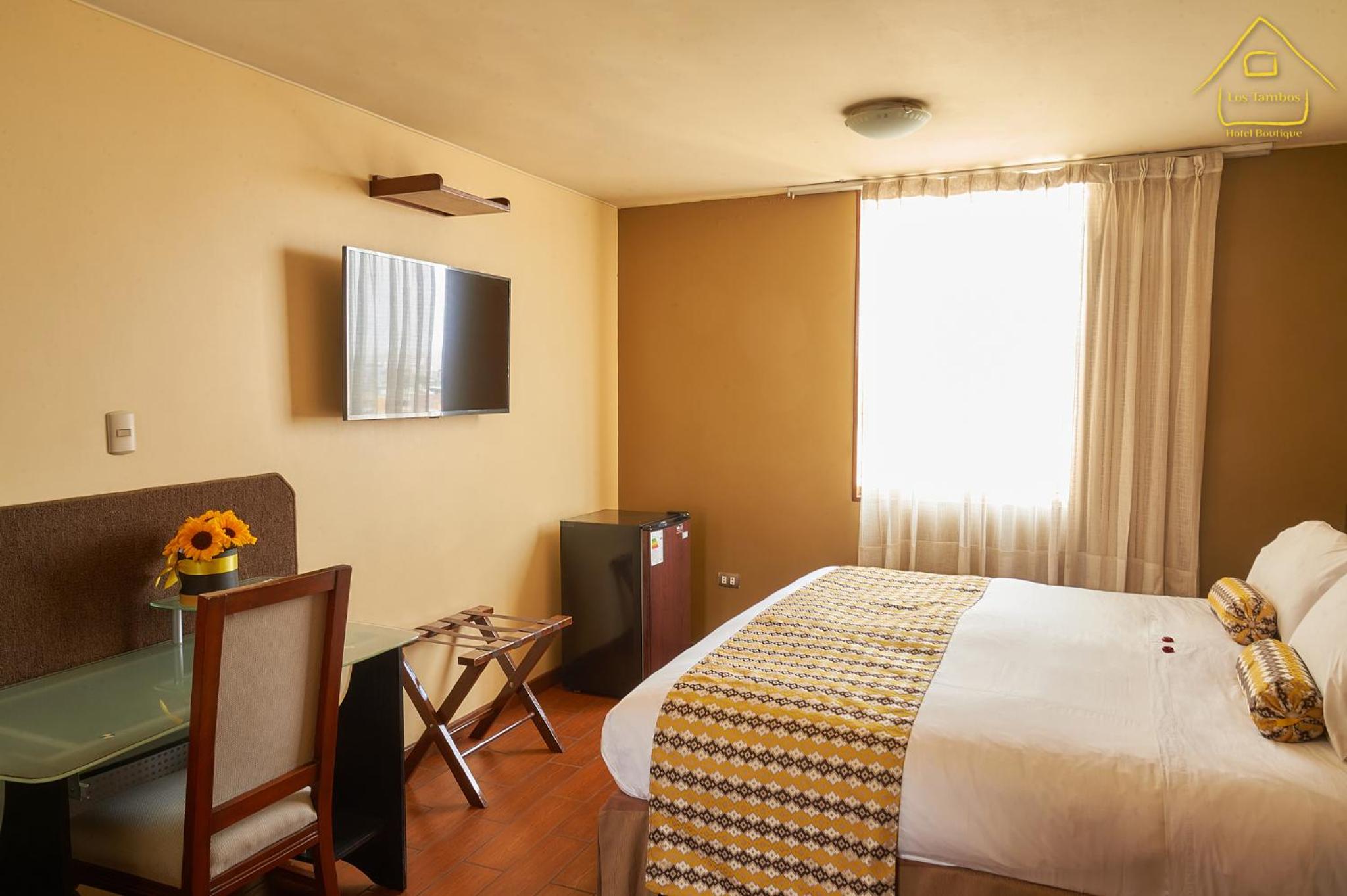 Superior King Room - Photo 3