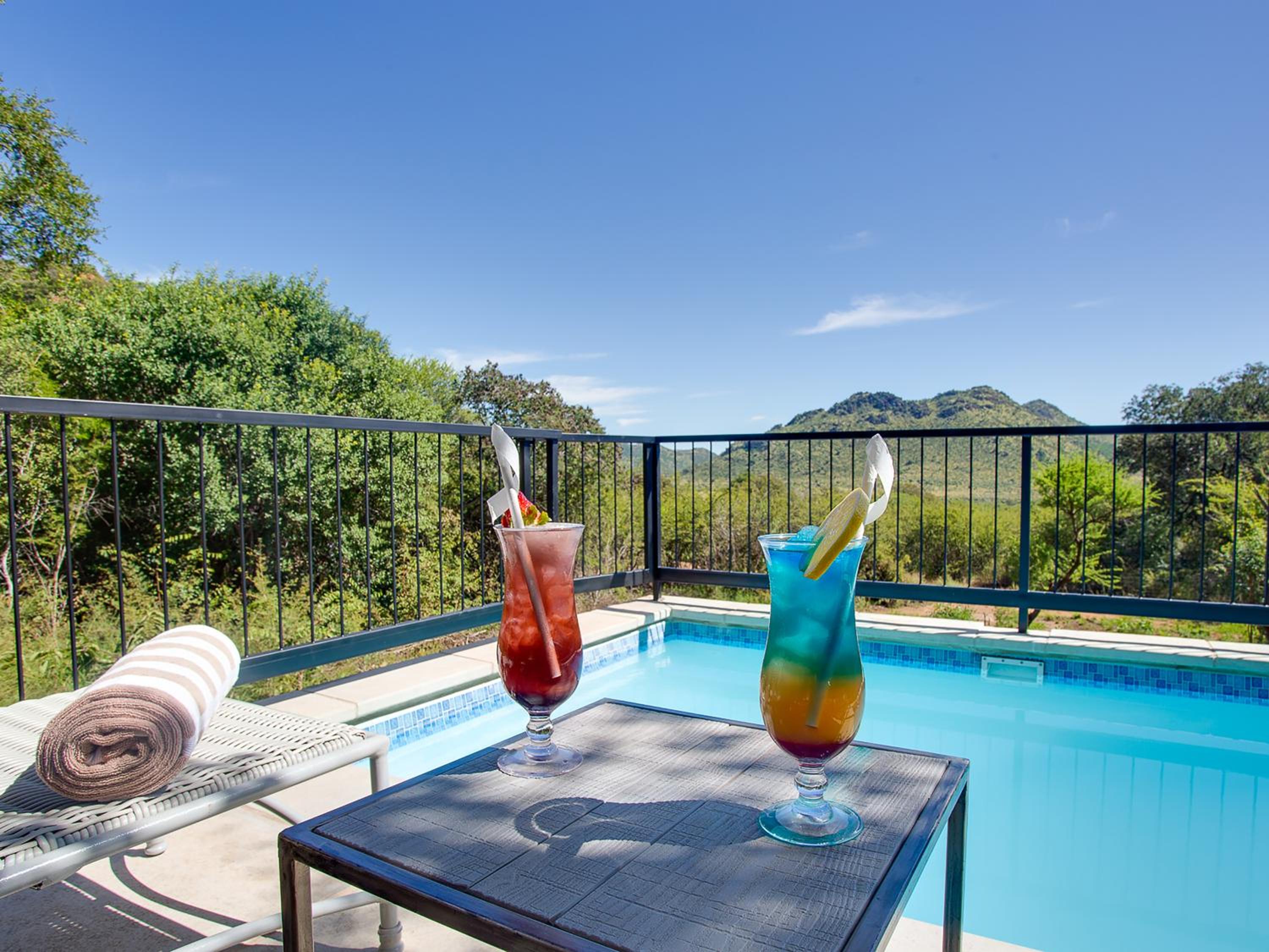Executive Suite - Photo 8