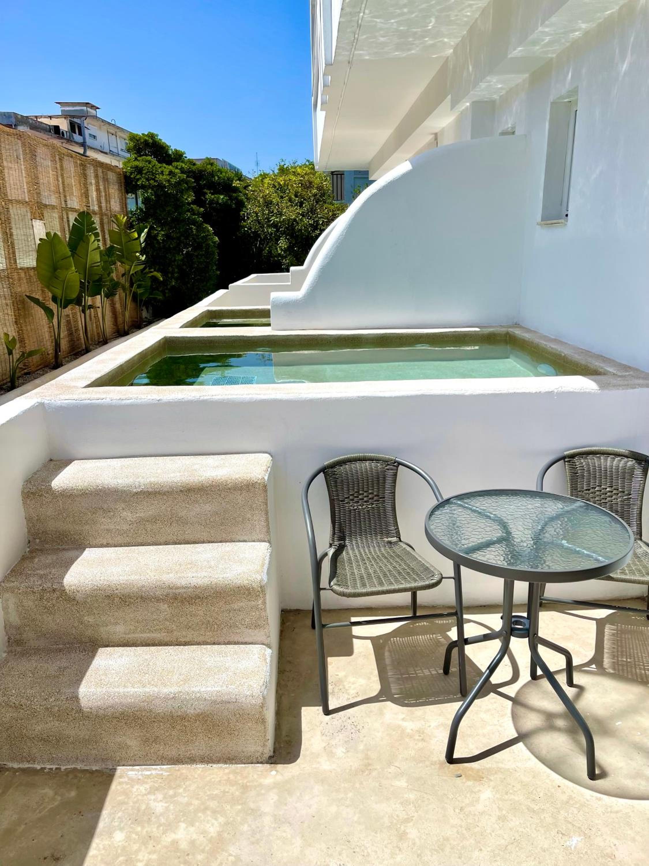Junior Suite with Plunge Pool photo 2