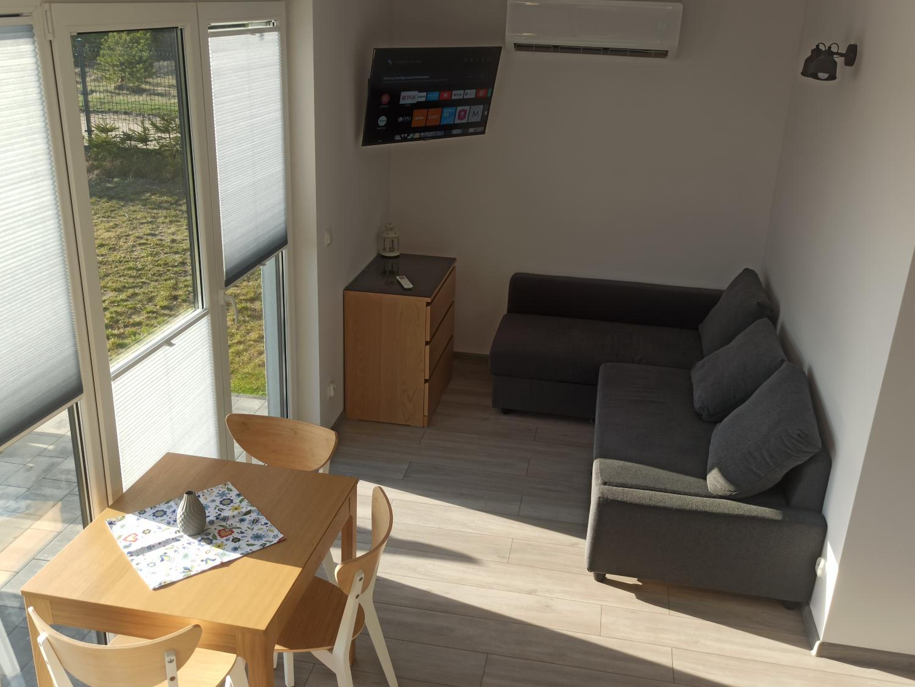 Three-Bedroom House photo 3