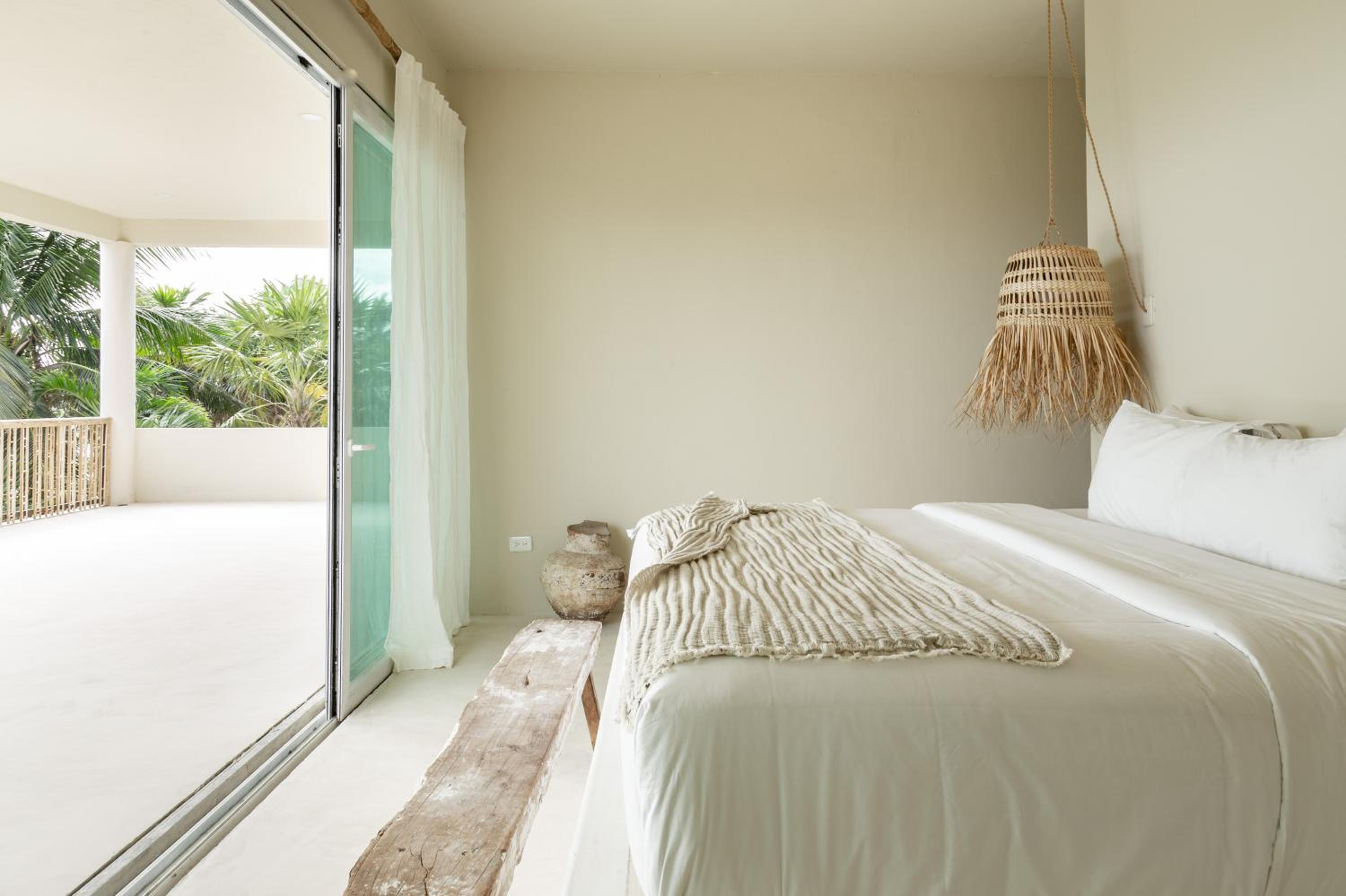Four-Bedroom House photo 3