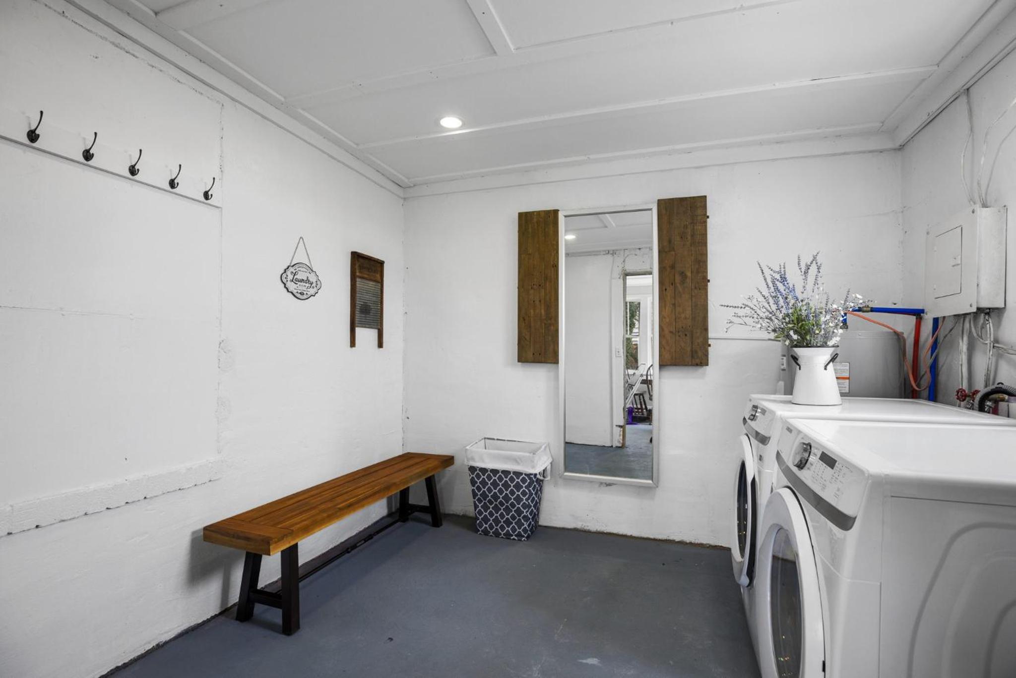 Four-Bedroom House photo 2
