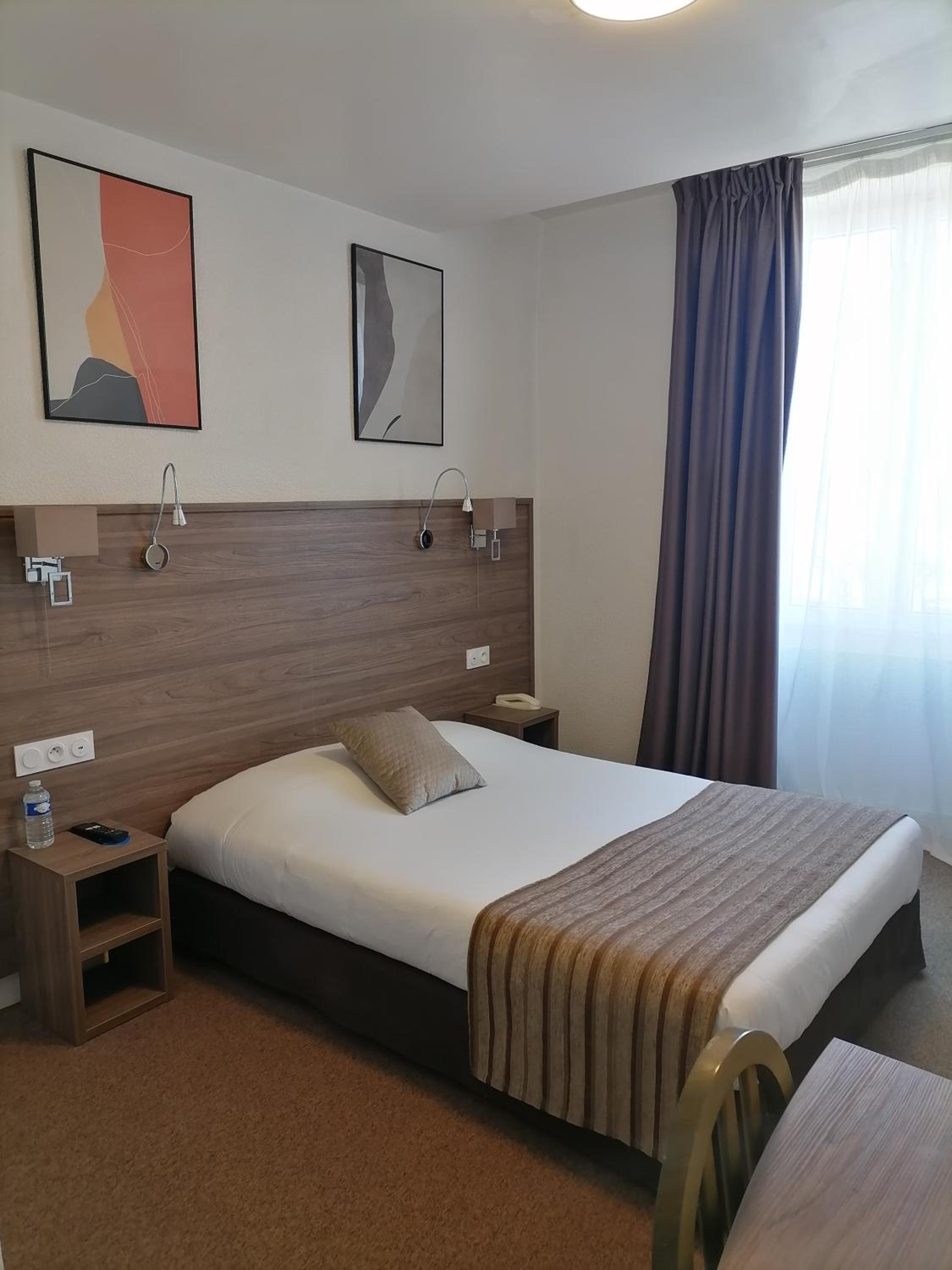 Double Room with Shower - 2 people photo 1