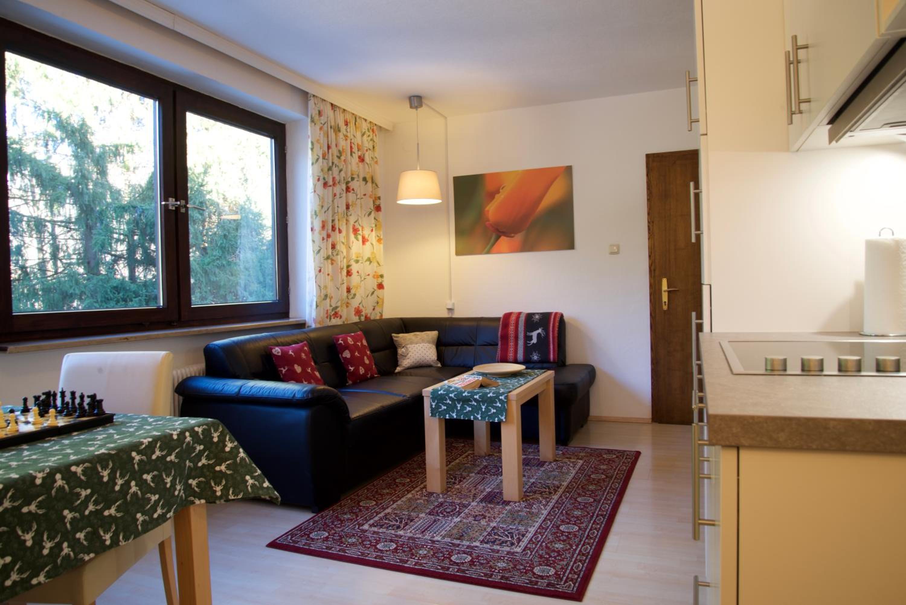 One-Bedroom Apartment with Balcony photo 1